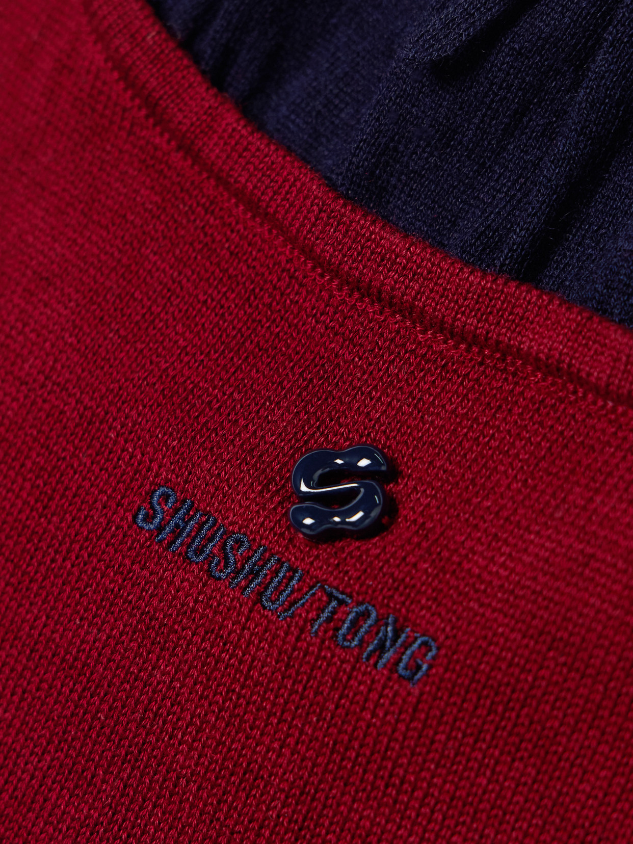 Shushu-tong Cropped Embellished Embroidered Silk And Cashmere-blend Camisole In Burgundy