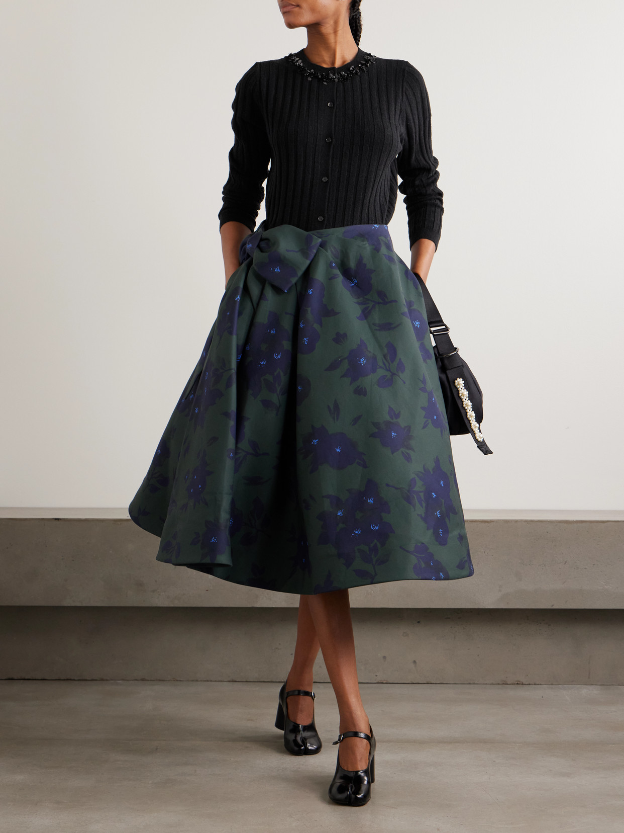 Shushu-tong Embellished Embroidered Ribbed Wool-blend Cardigan In Black