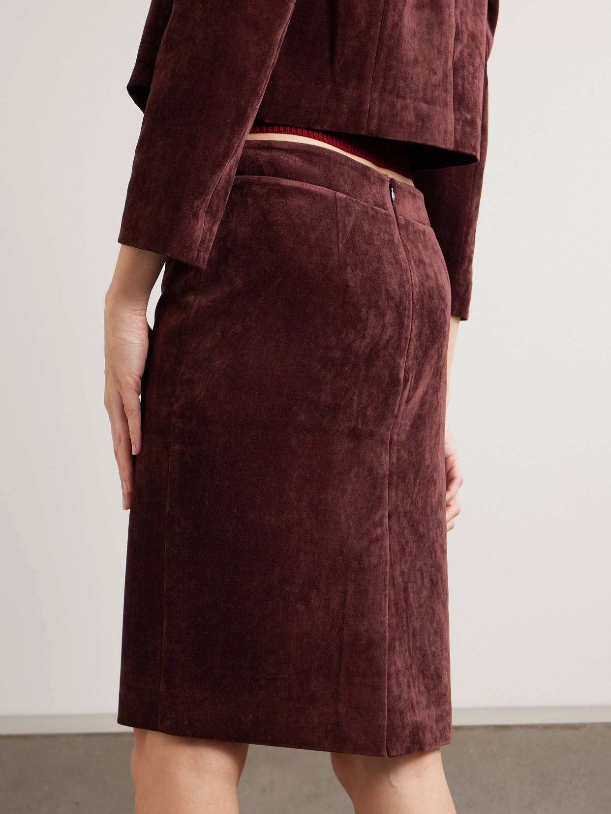 Shushu-tong Crushed-velvet Mini Skirt In Burgundy