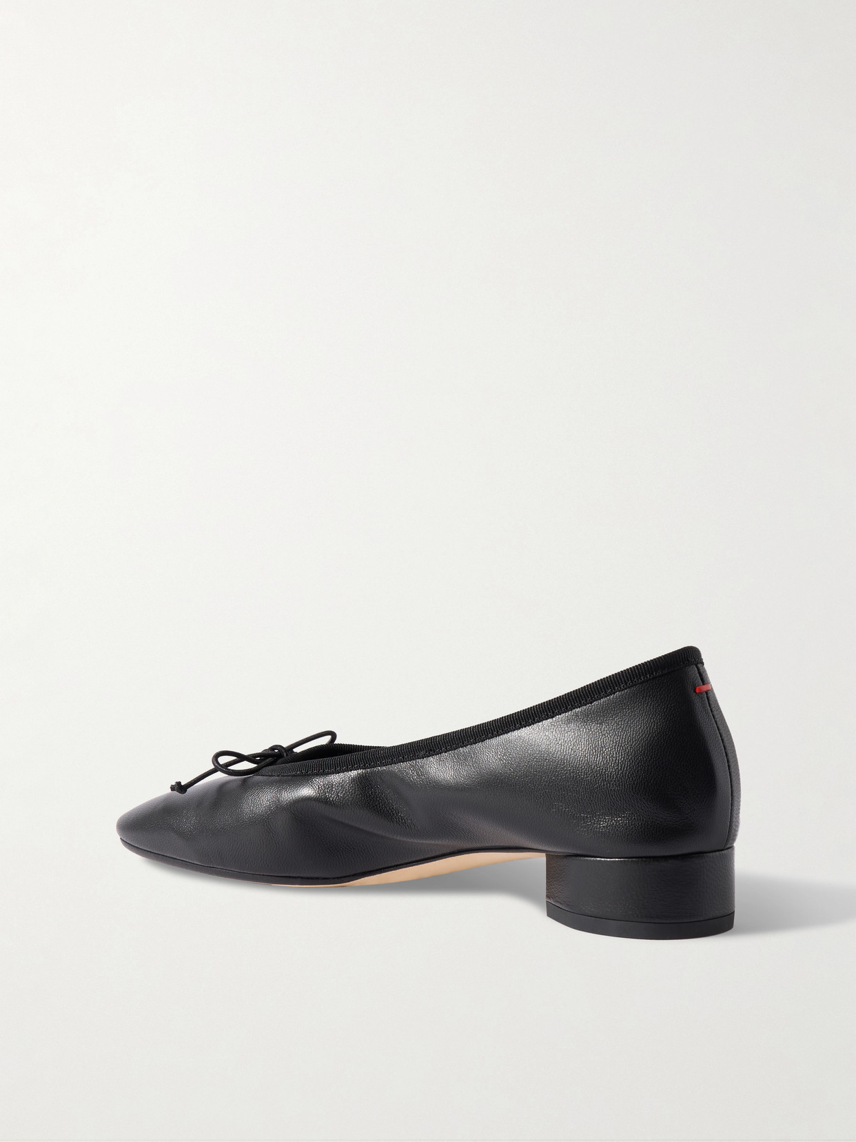 Onda Bow-Detailed Pumps