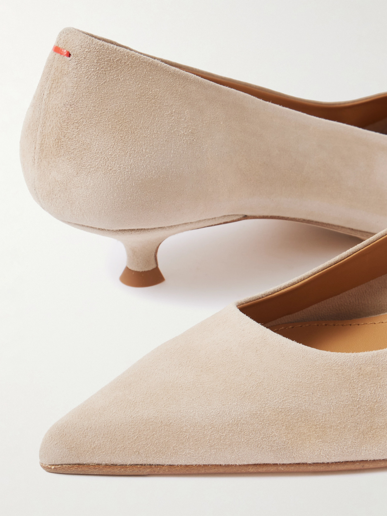Cari Pumps
