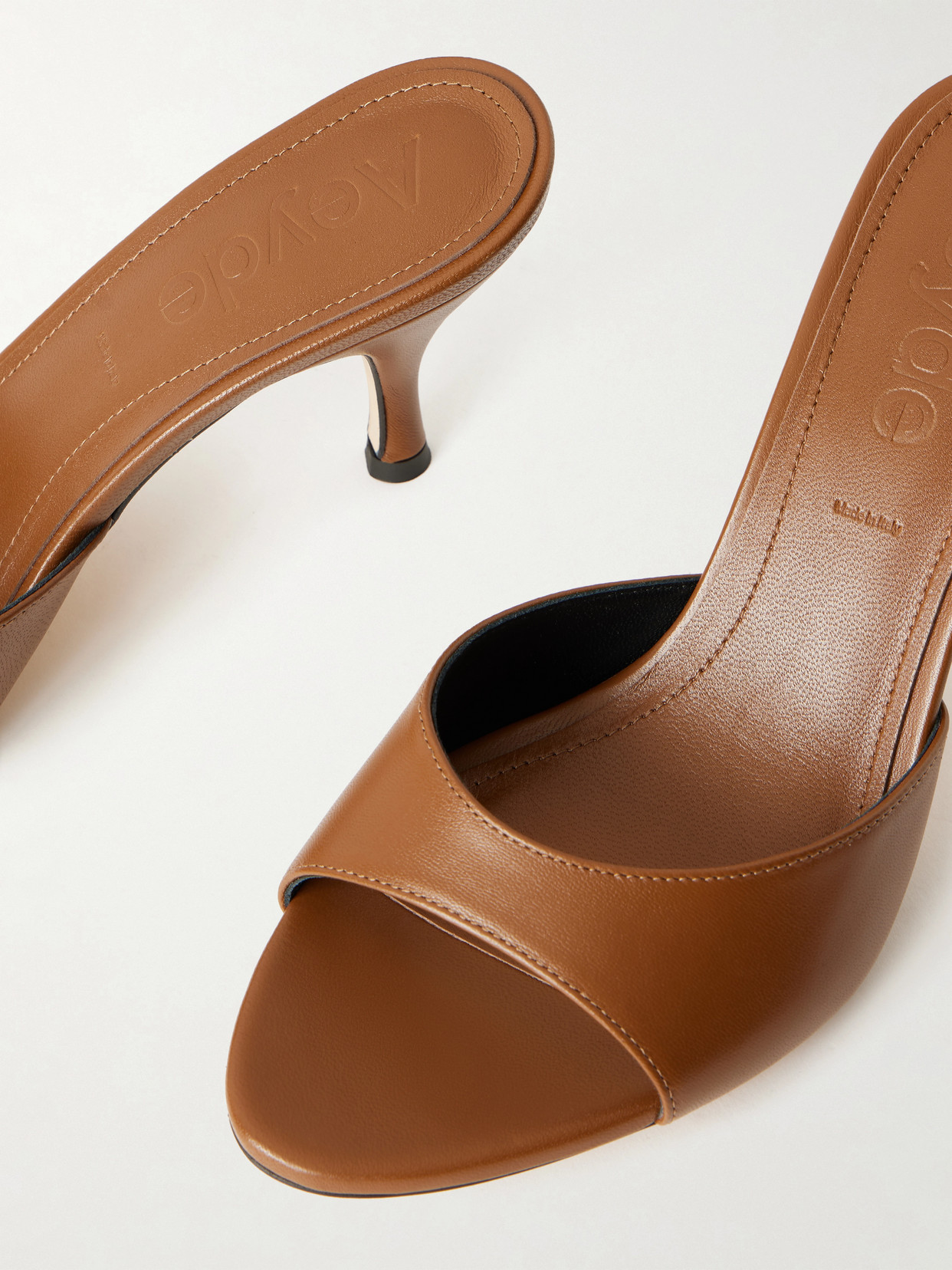 Aeyde Samia Leather Mules In Brown