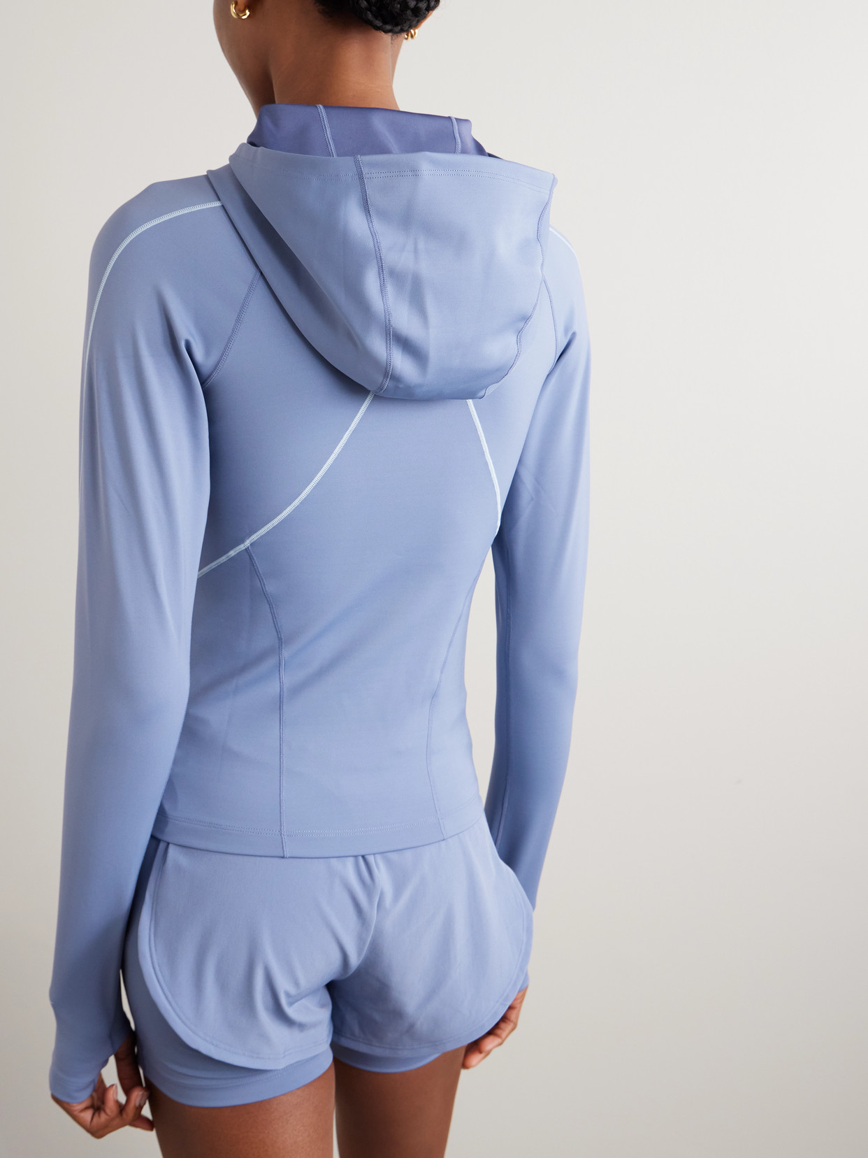 Universa Hooded Dri-Fit Top
