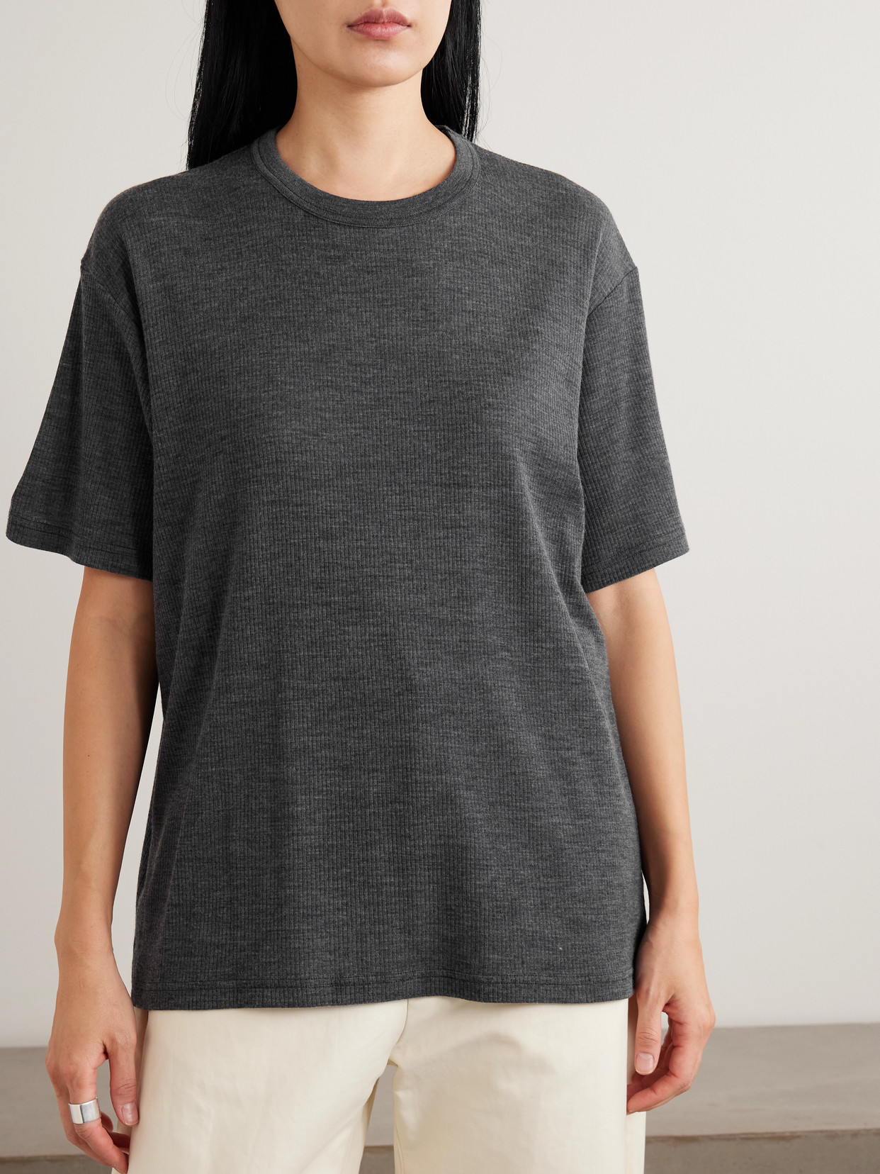 Ssstein Ribbed Wool T-shirt In Gray