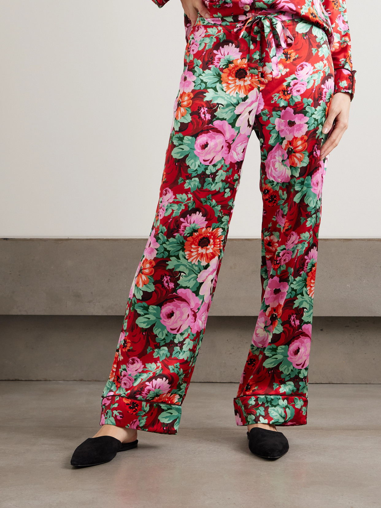 Olivia Von Halle Womens Moulin Lila Floral-print Silk Pyjama Set In Multi