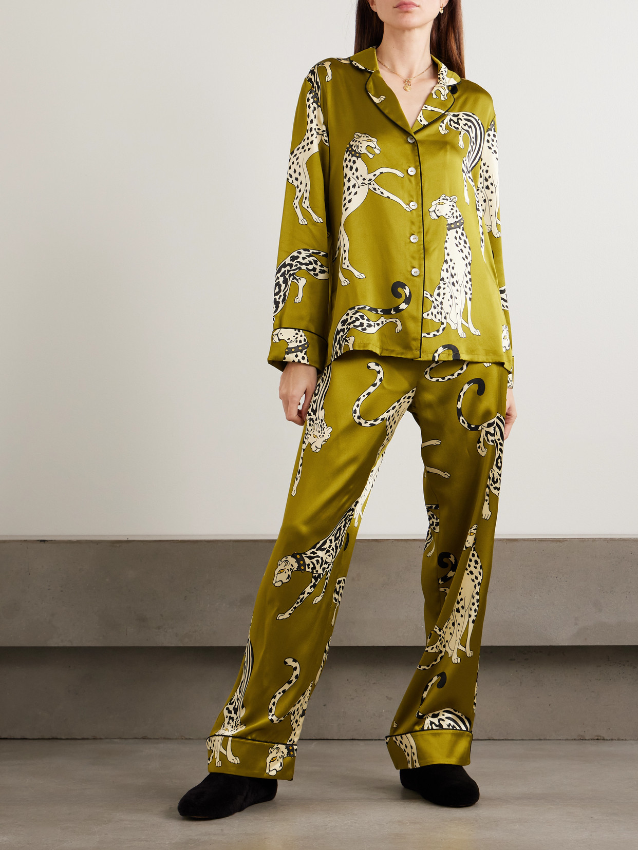 Olivia Von Halle Womens Lila Chanson Leopard-print Silk Pyjama Set Xs In Green
