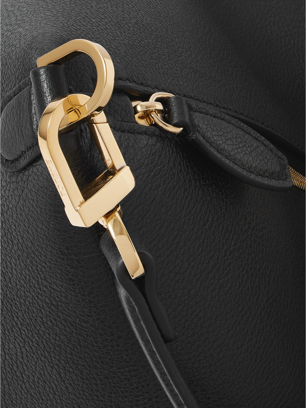 Totême Bevel Medium Textured-leather Tote In Black