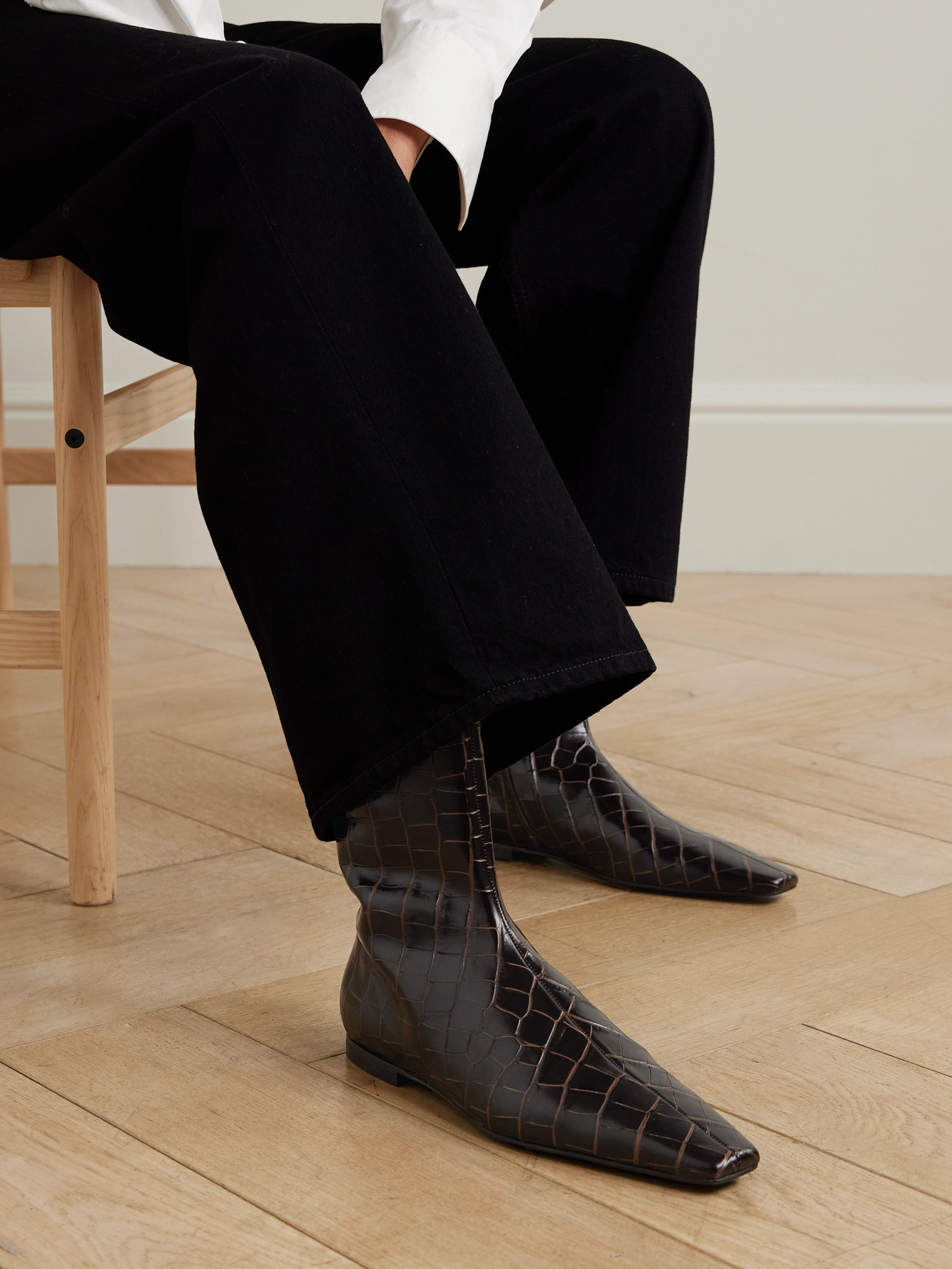 Totême Croc-effect Leather Chelsea Boots In Multi