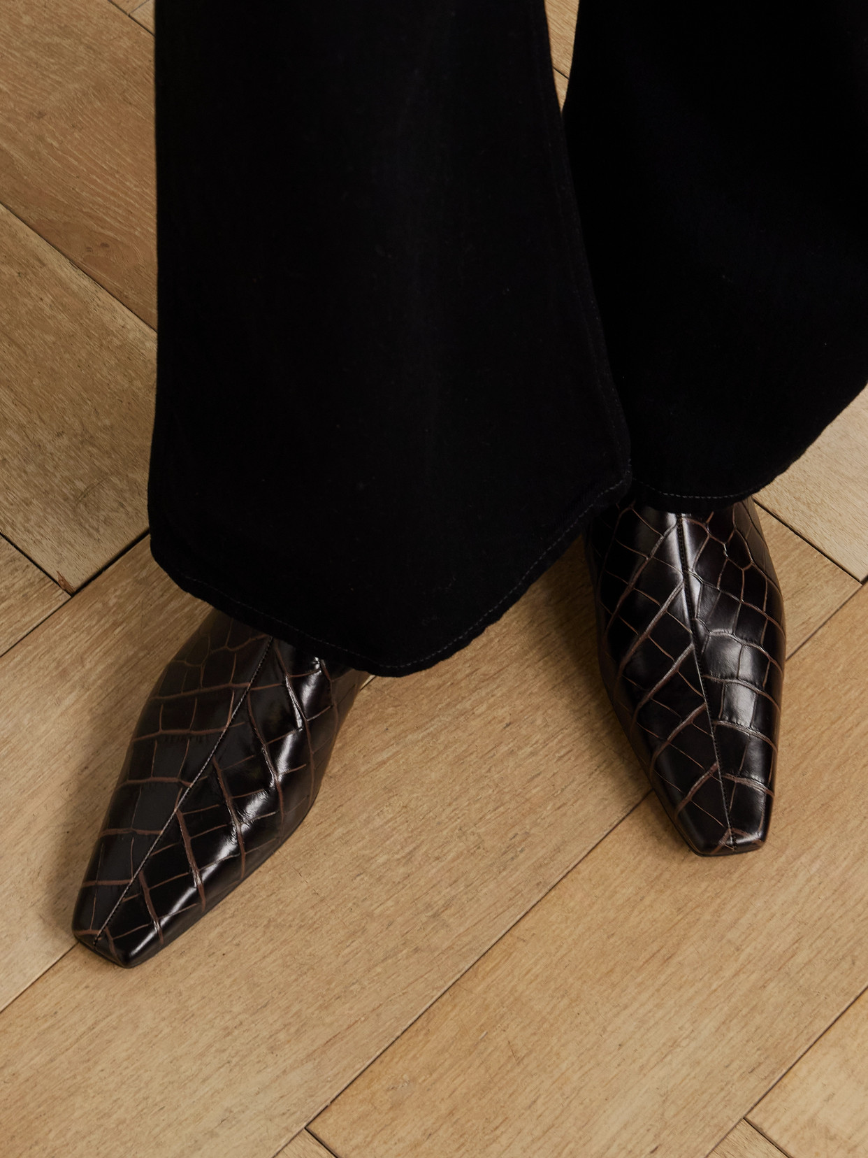 Totême Croc-effect Leather Chelsea Boots In Multi