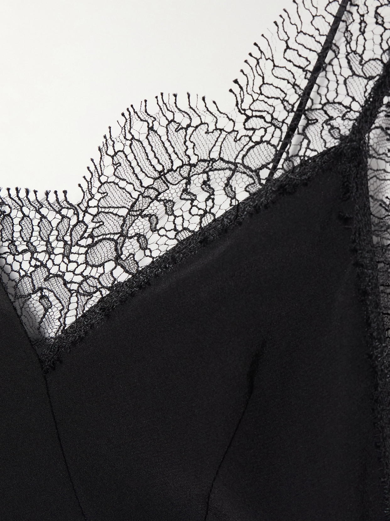 Sharon Wauchob Capucines Scalloped Lace-trimmed Silk Crepe De Chine Camisole In Black