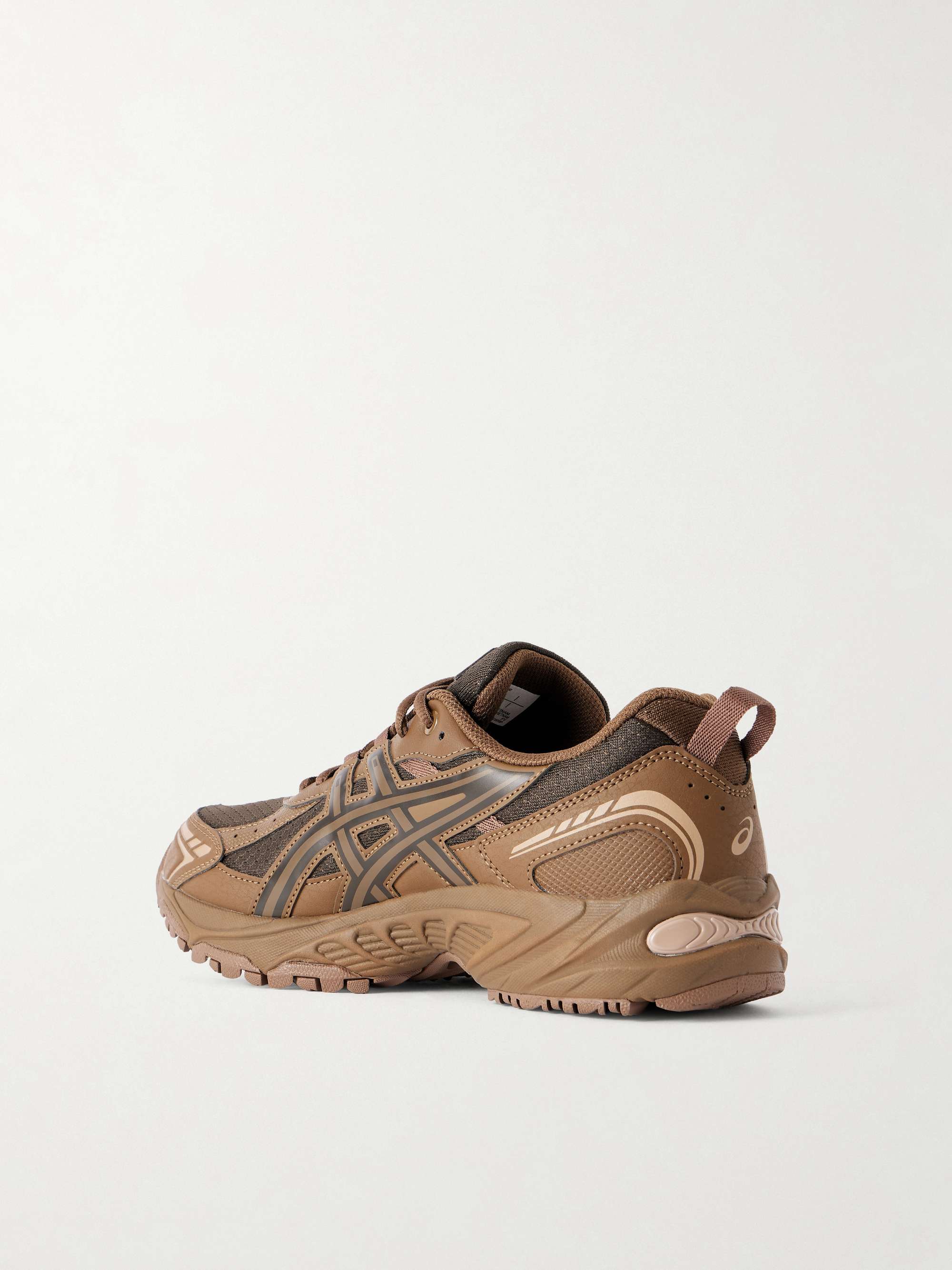 ASICS 
