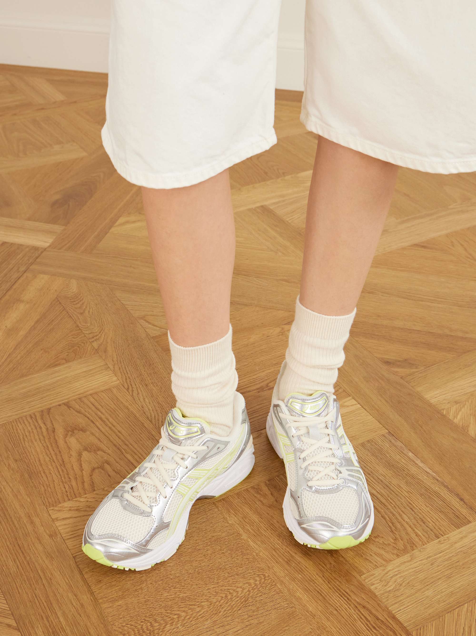 ASICS 