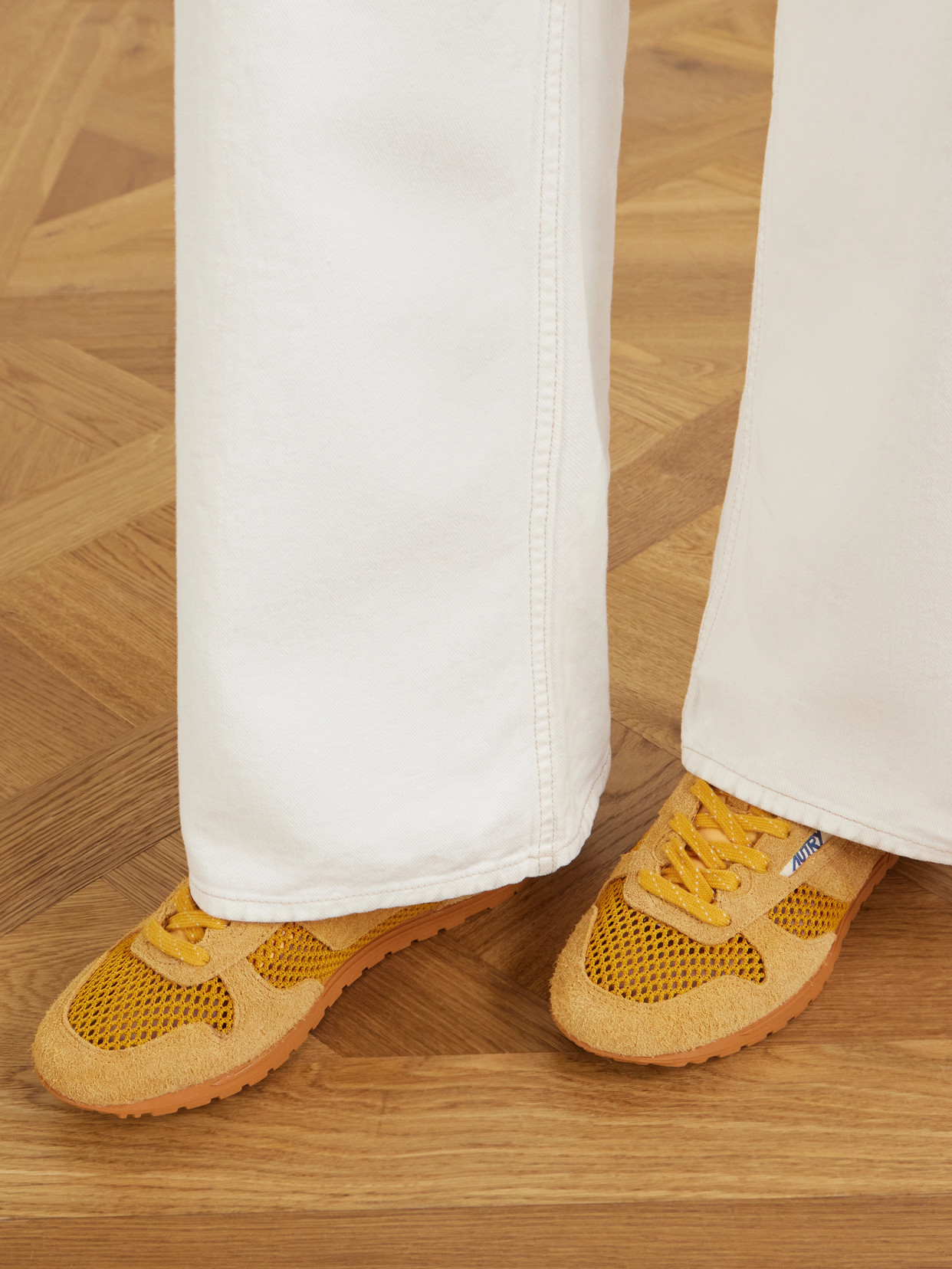 Windspin Knit And Sneakers