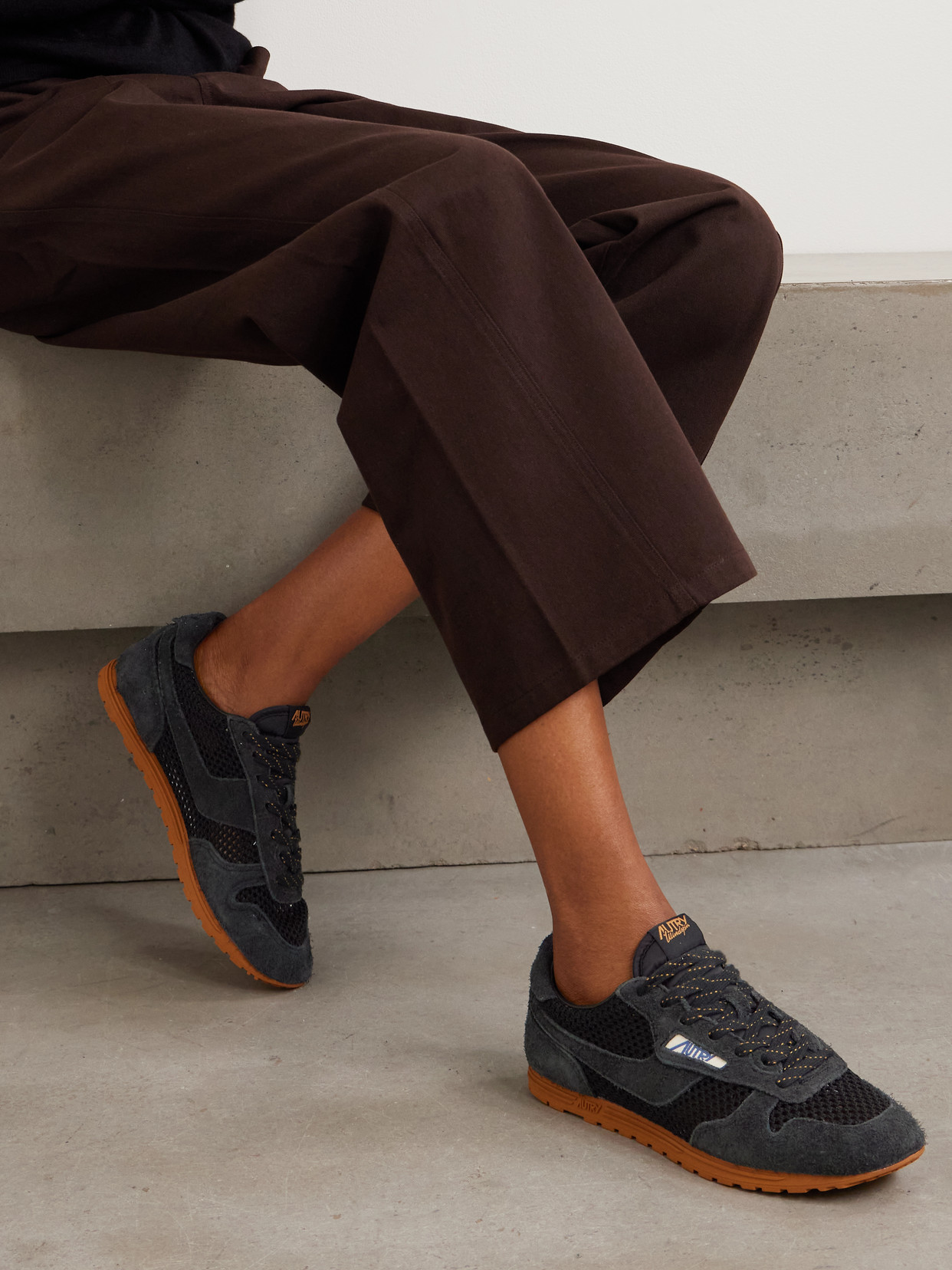 Windspin Sneakers