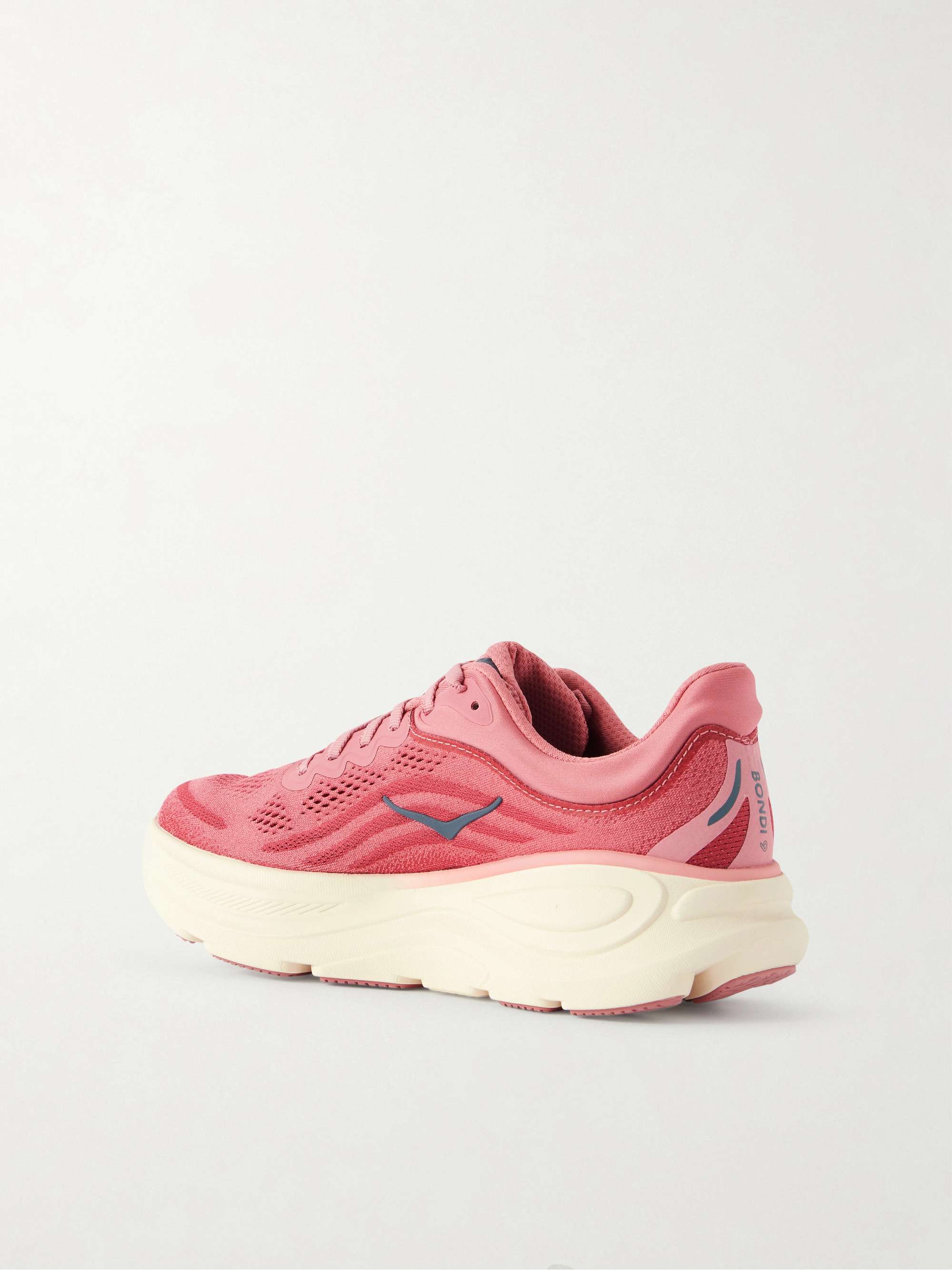 HOKA ONE ONE 