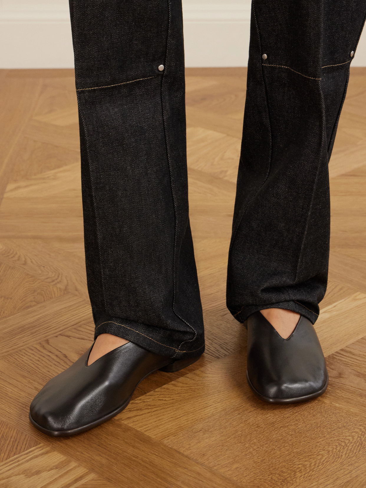 Lemaire Glove Nappa Leather Ballet Flats In Black