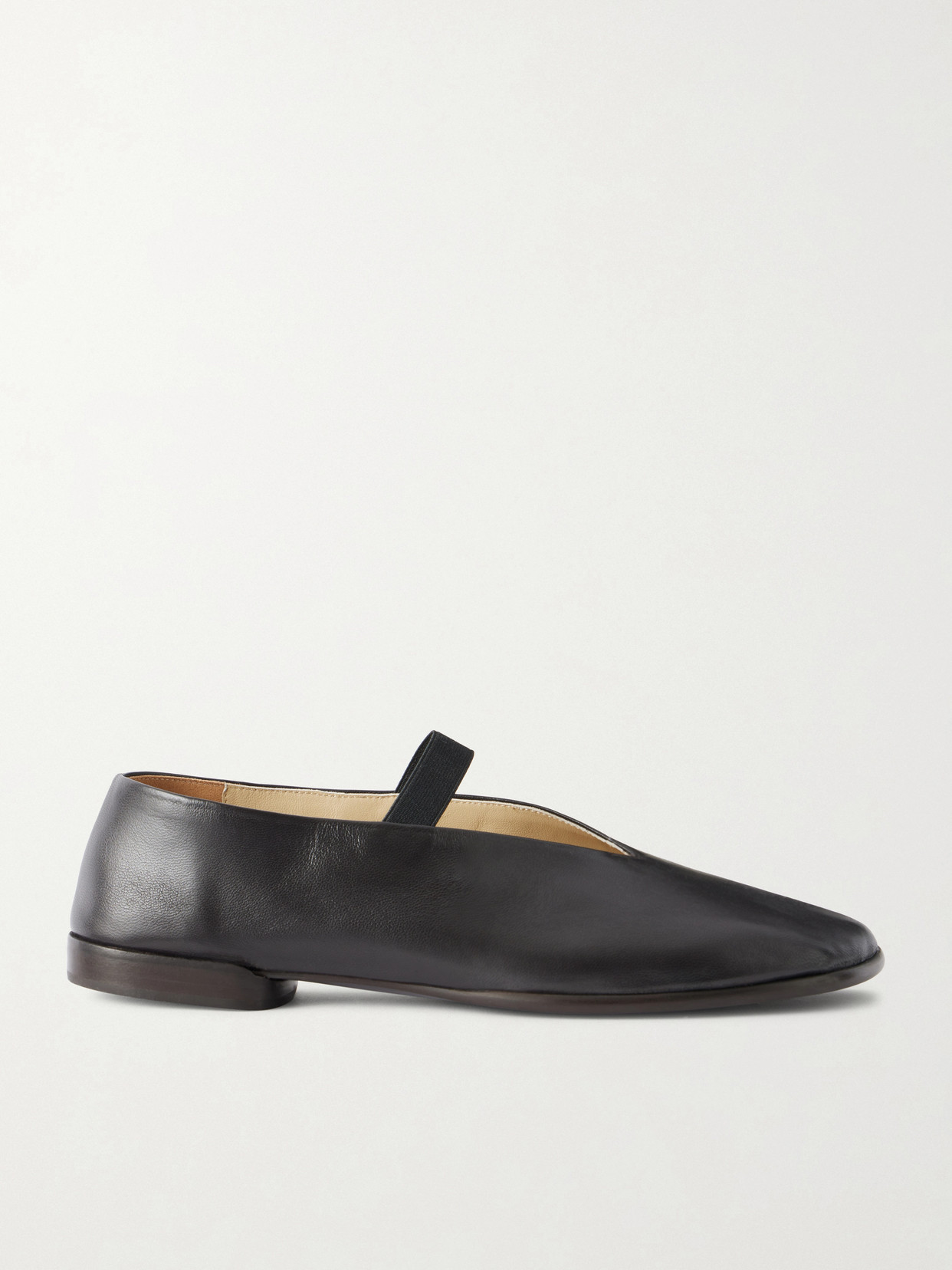 Lemaire Glove Leather Ballet Flats In Black
