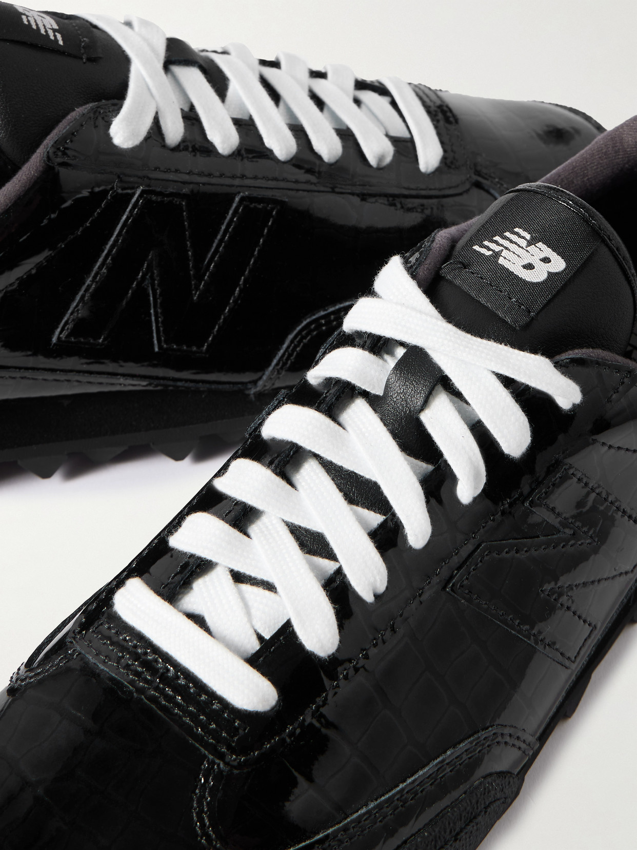 Gator Run Croc-Effect Sneakers