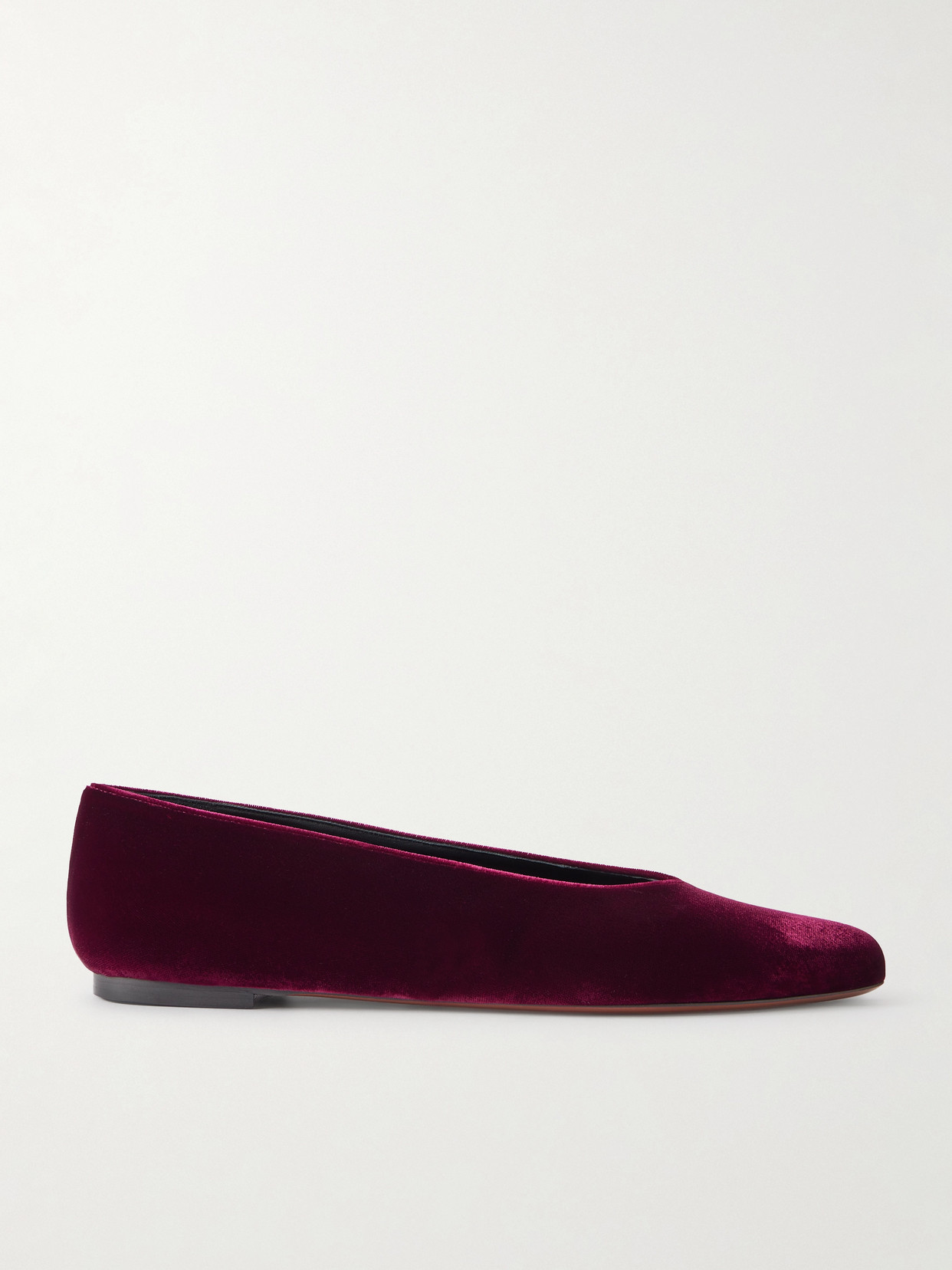 Neous Beid Velvet Ballet Flats In Burgundy