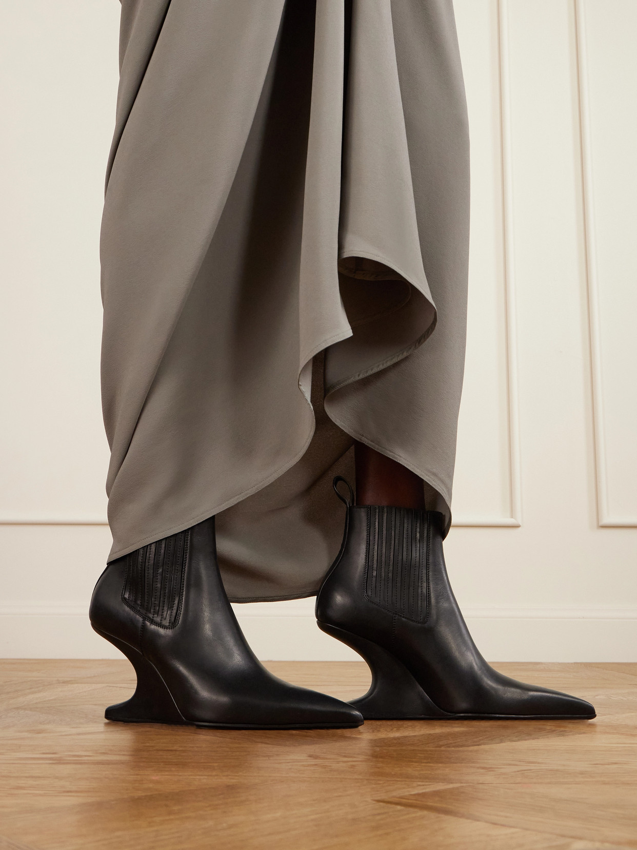 Rick Owens Ankle Boot With Pointed Toe And Sculptural Heel In Black