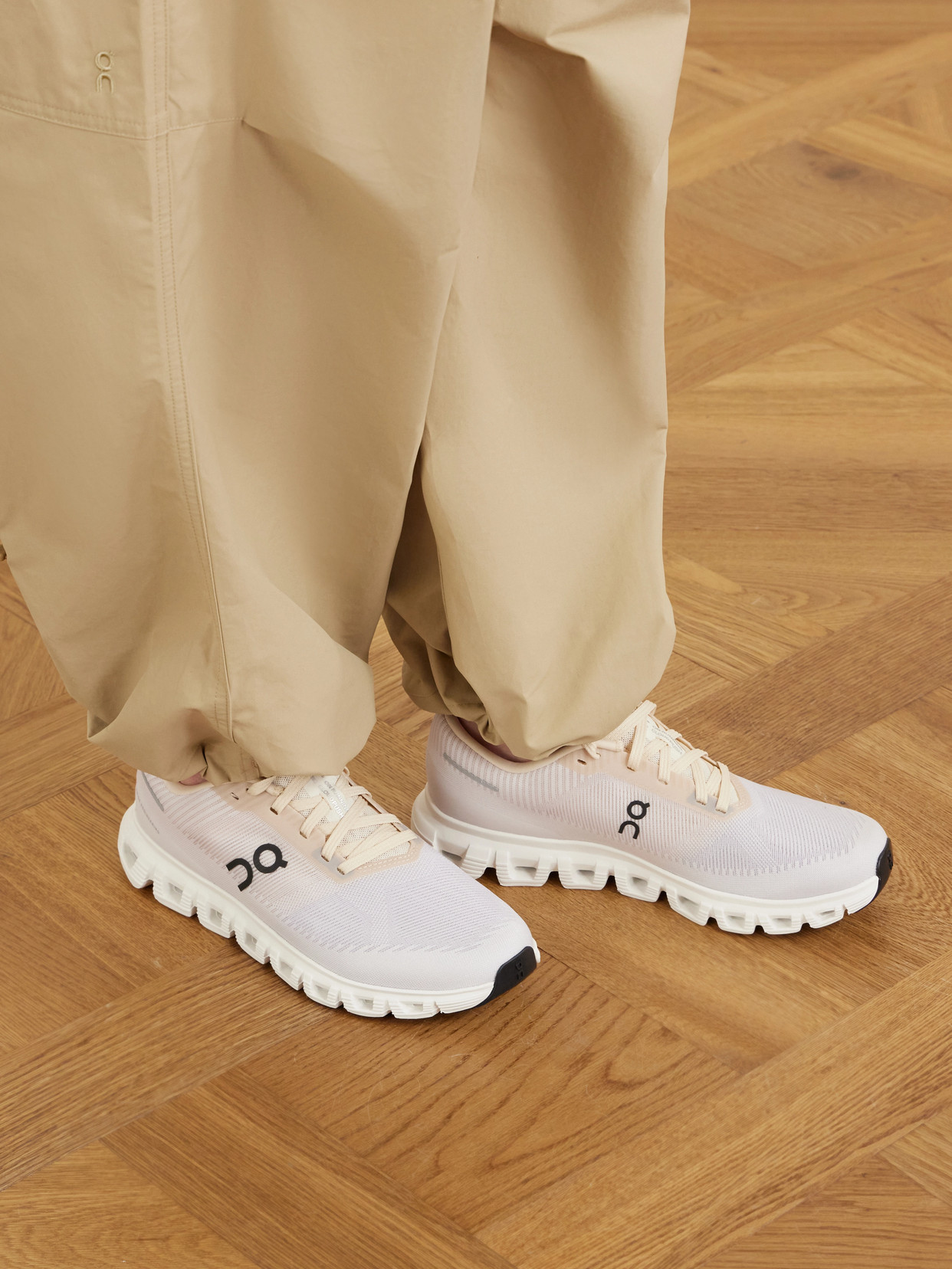 Cloud 6 Push Sneakers