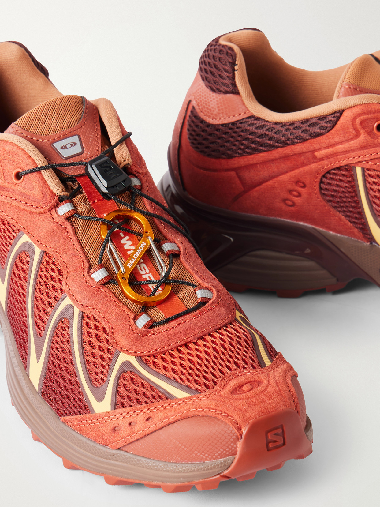Xt-Whisper Tpu And Sneakers