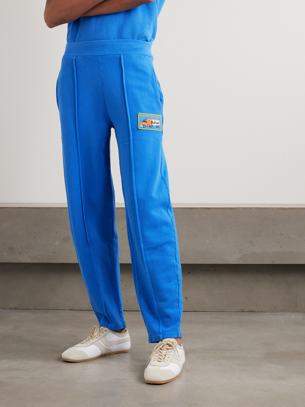Mother The Quickie Pin Up Barel Flood Appliquéd Cotton-jersey Sweatpants In Blue