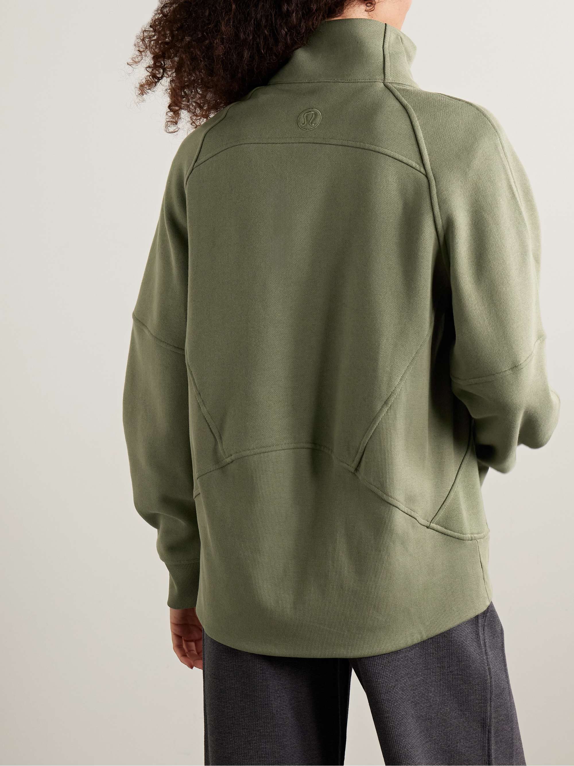LULULEMON 