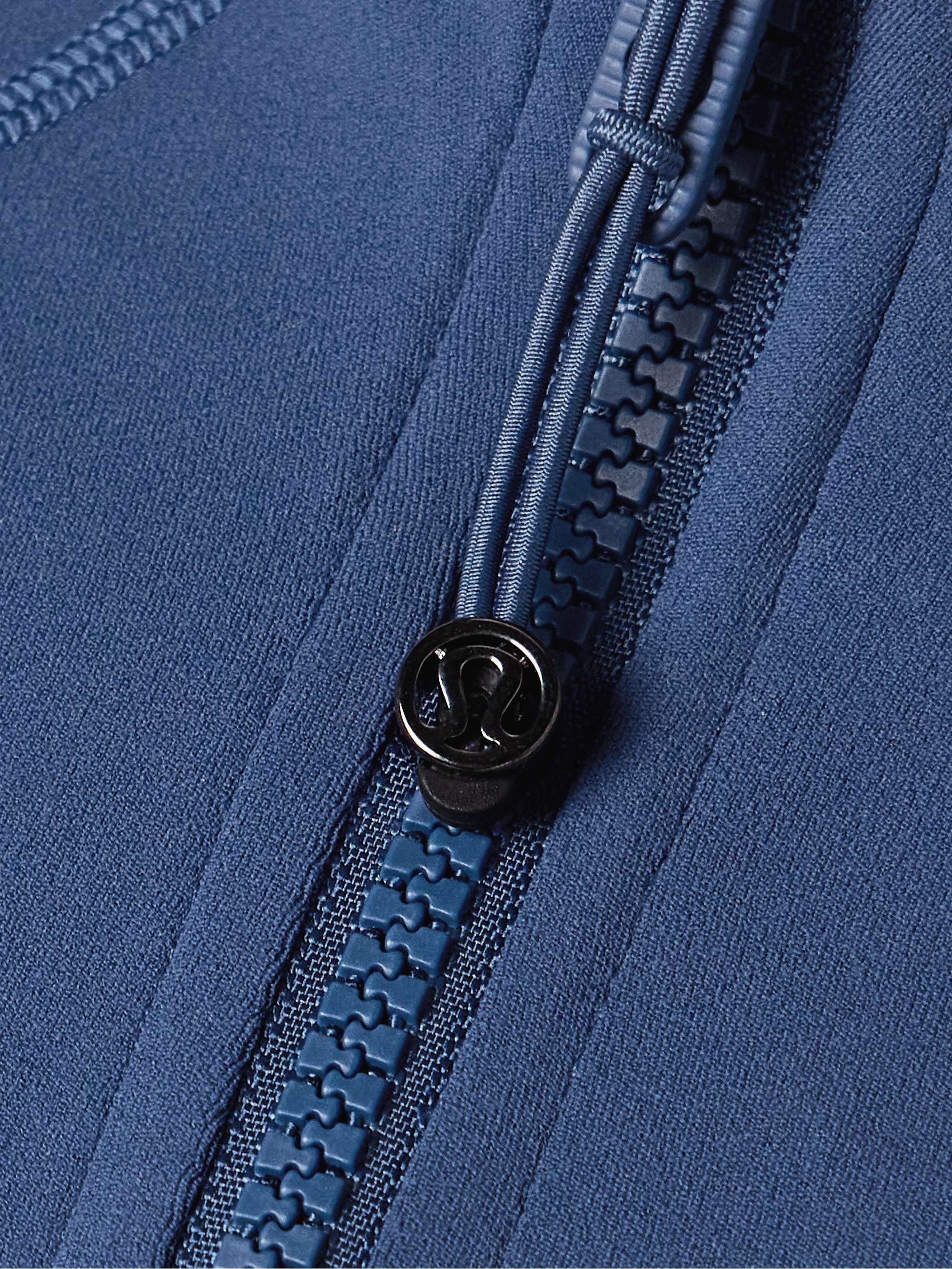 LULULEMON 