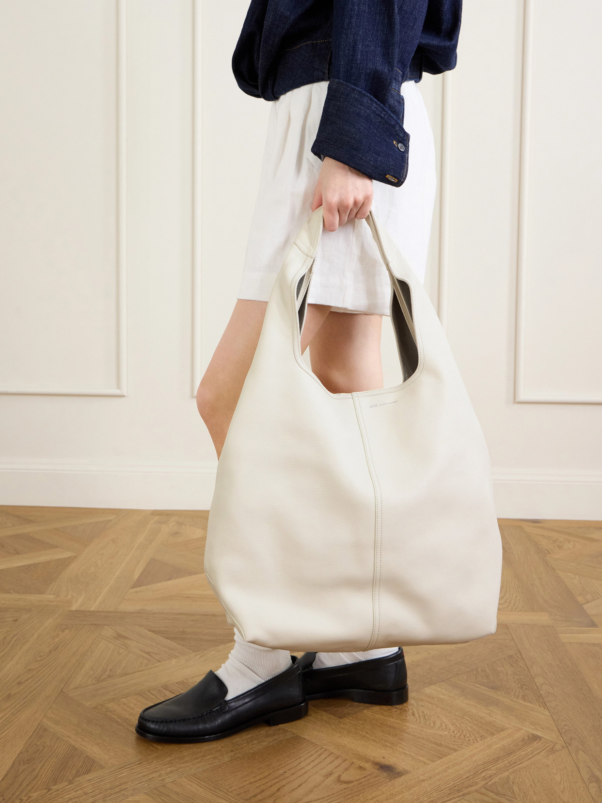 Etienne Shoulder Bag