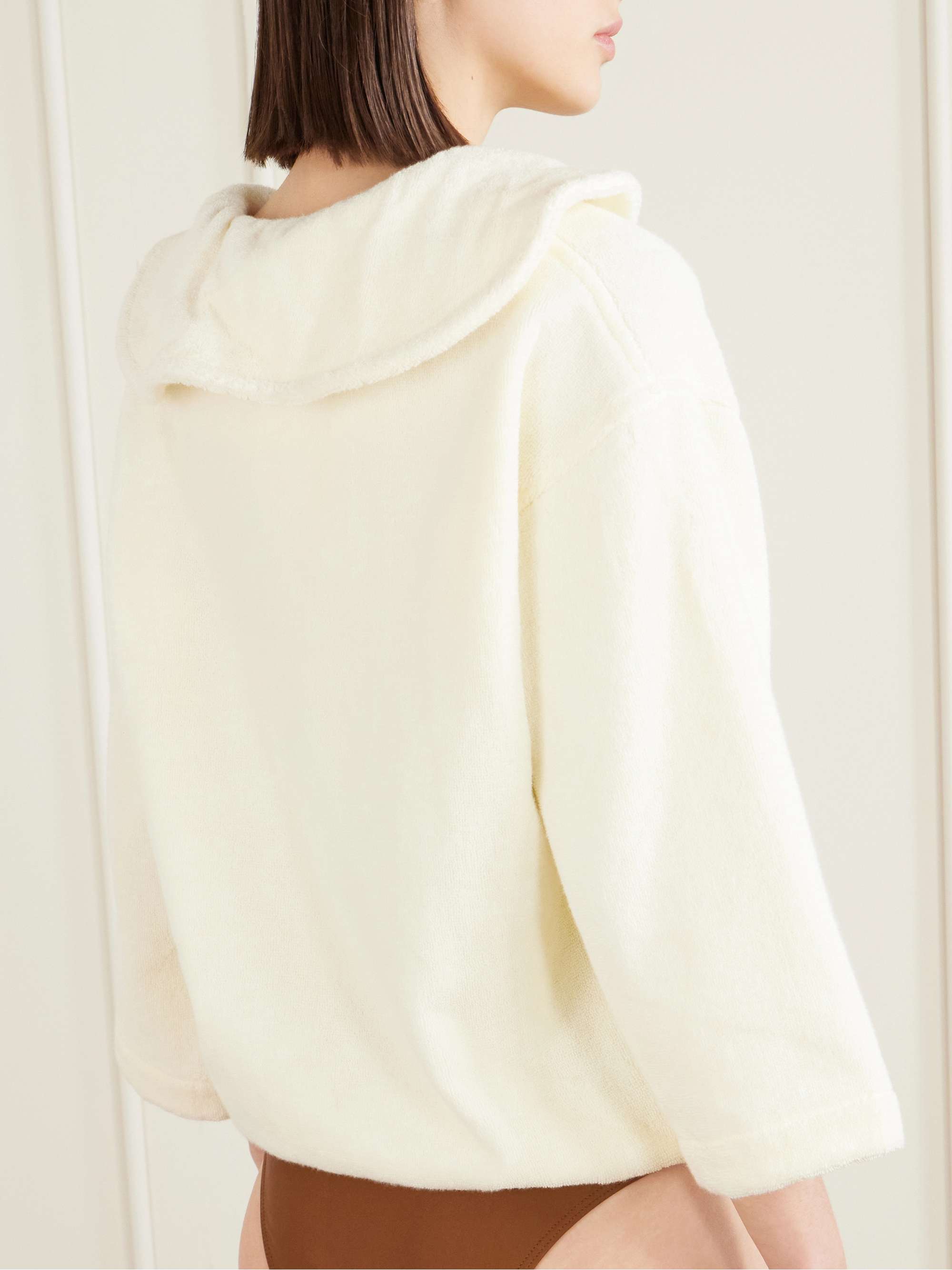 LISA MARIE FERNANDEZ 