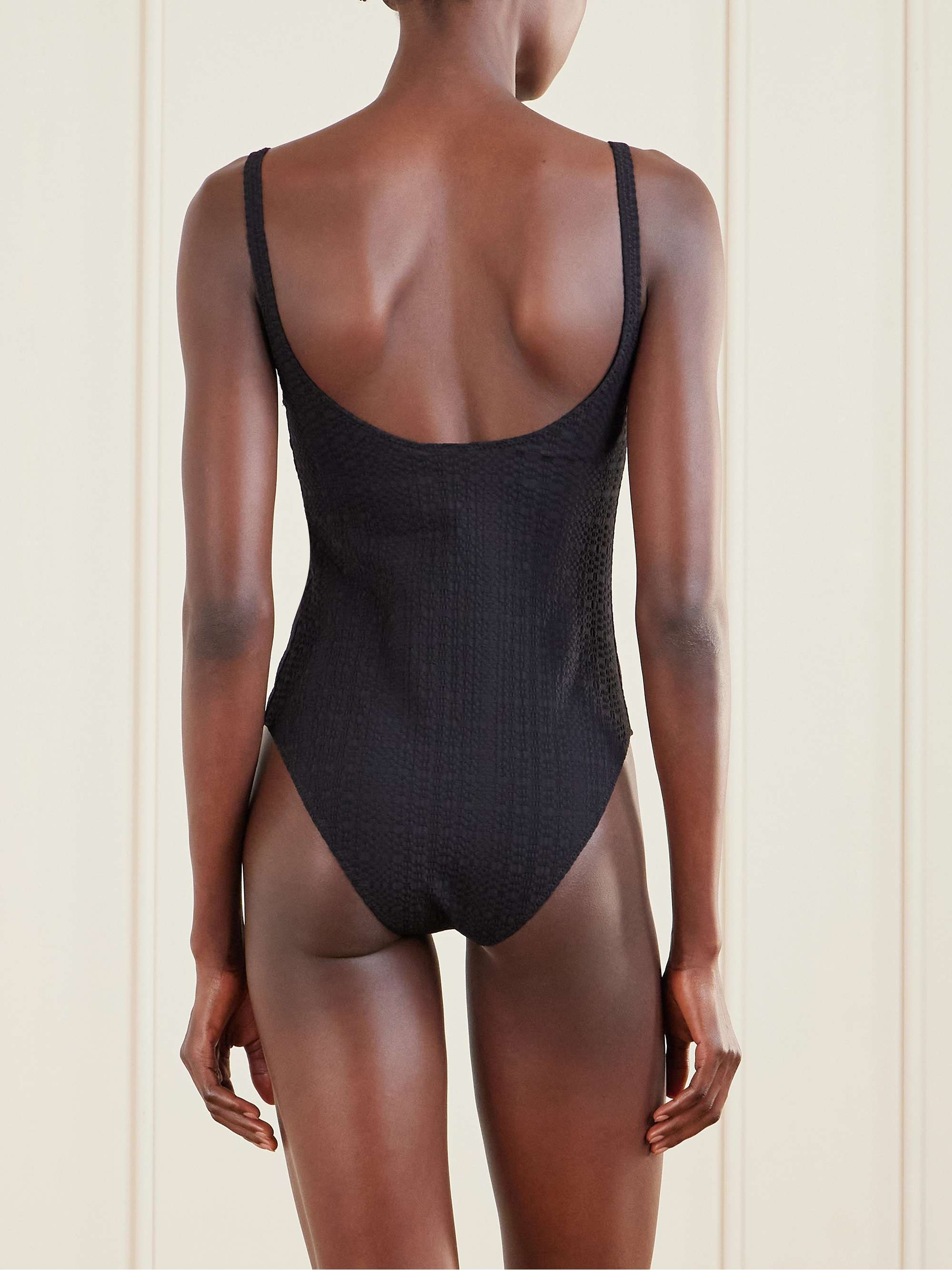 LISA MARIE FERNANDEZ 