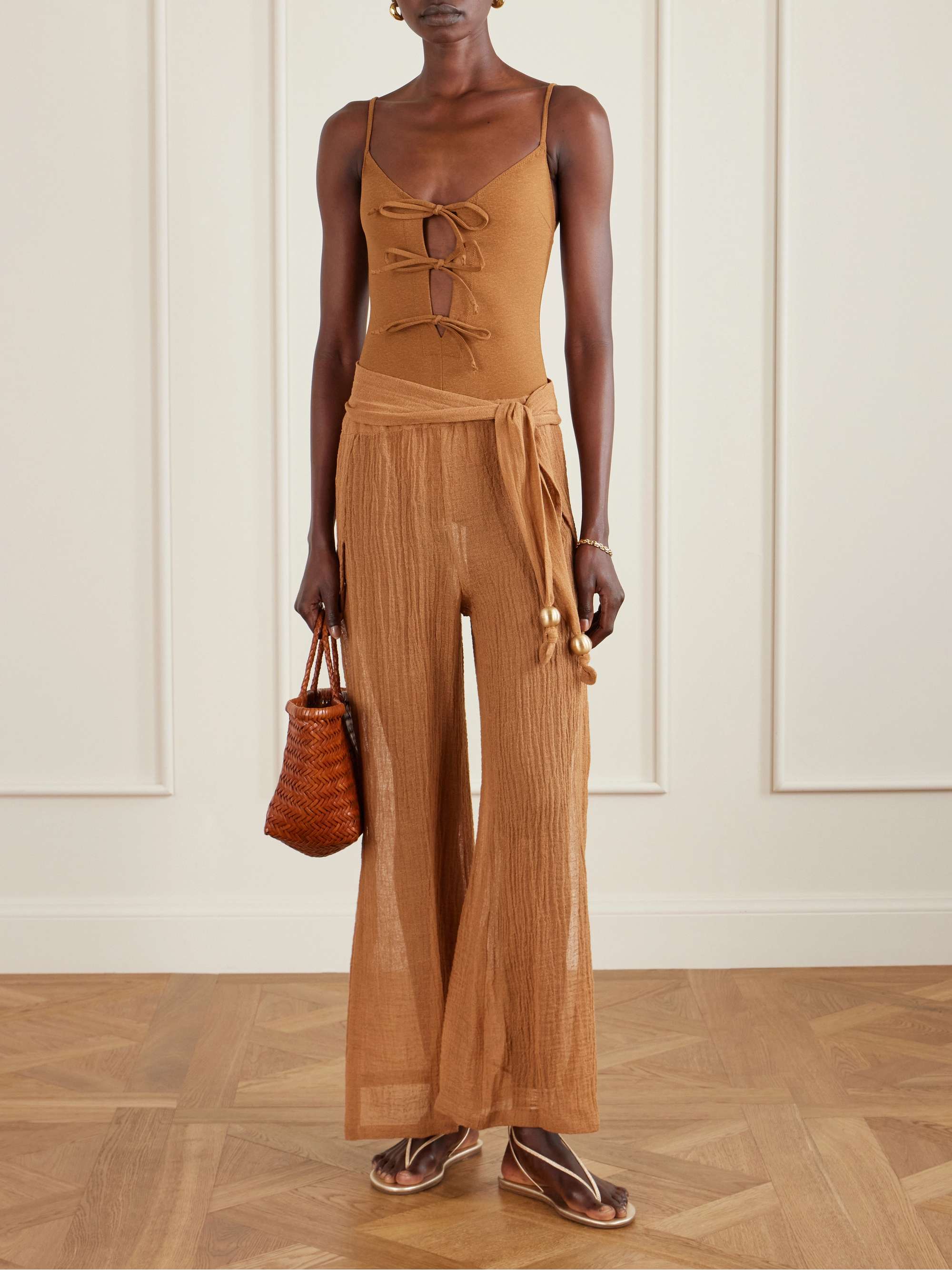 LISA MARIE FERNANDEZ 