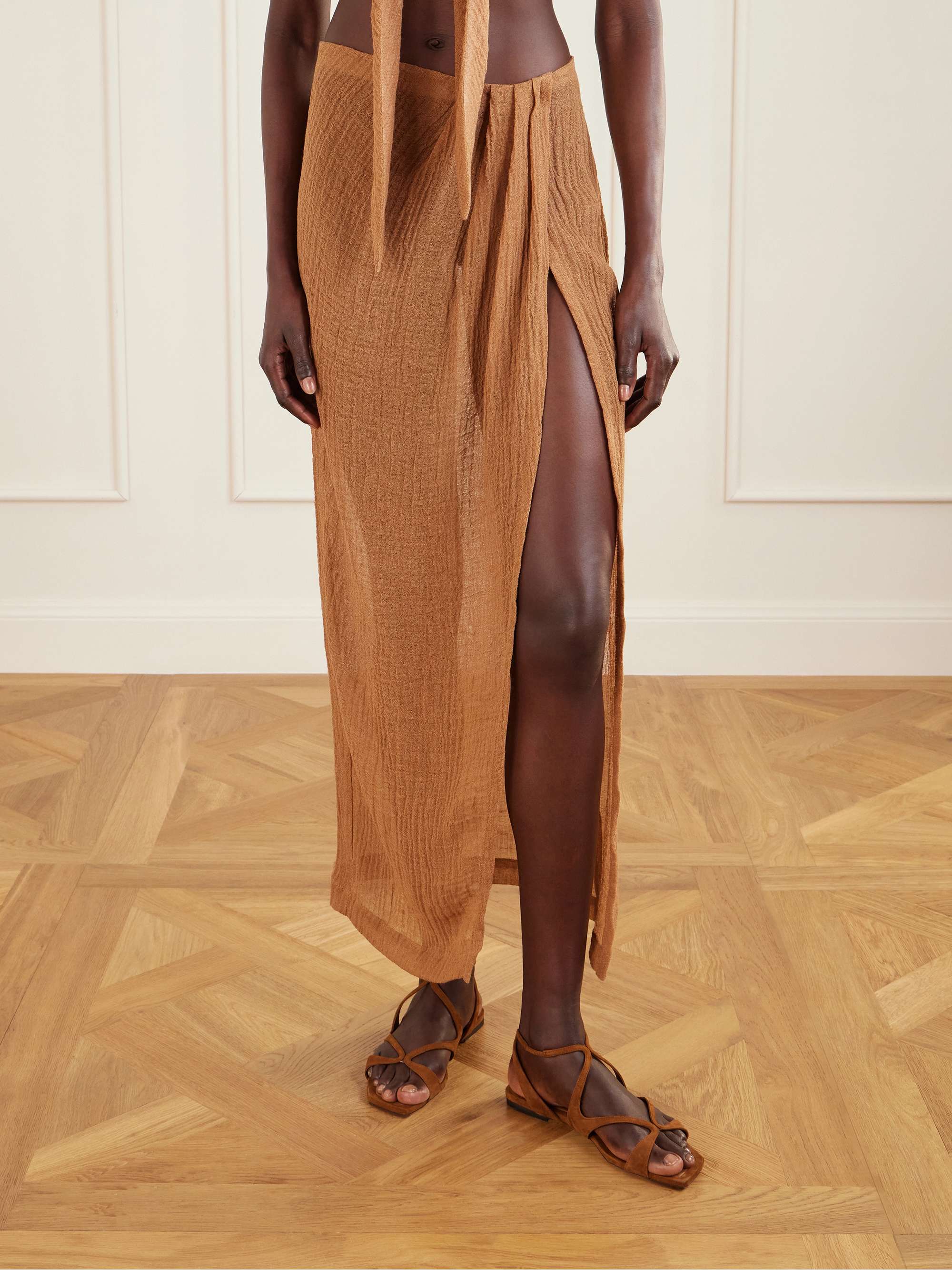 LISA MARIE FERNANDEZ 