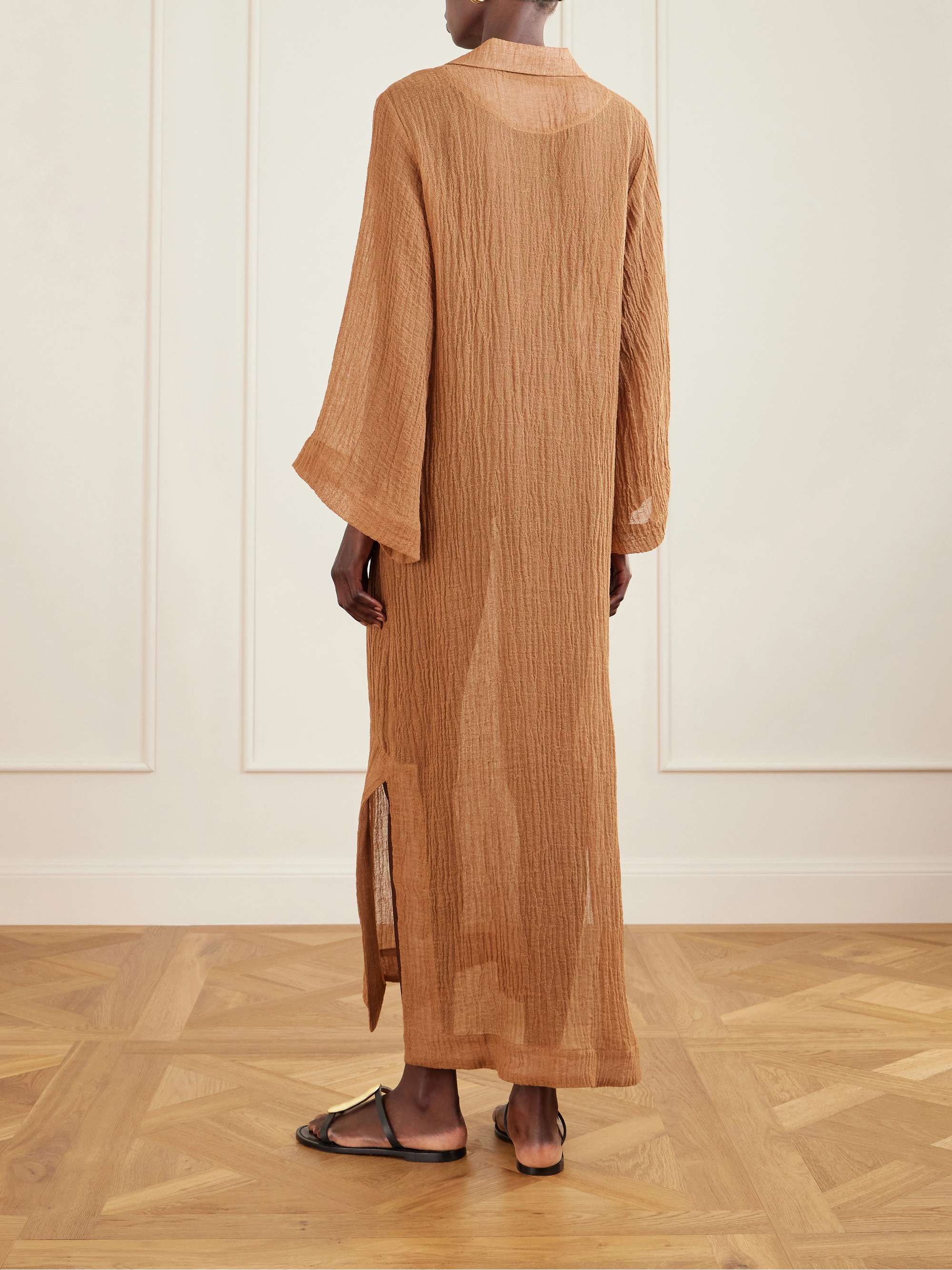 LISA MARIE FERNANDEZ 