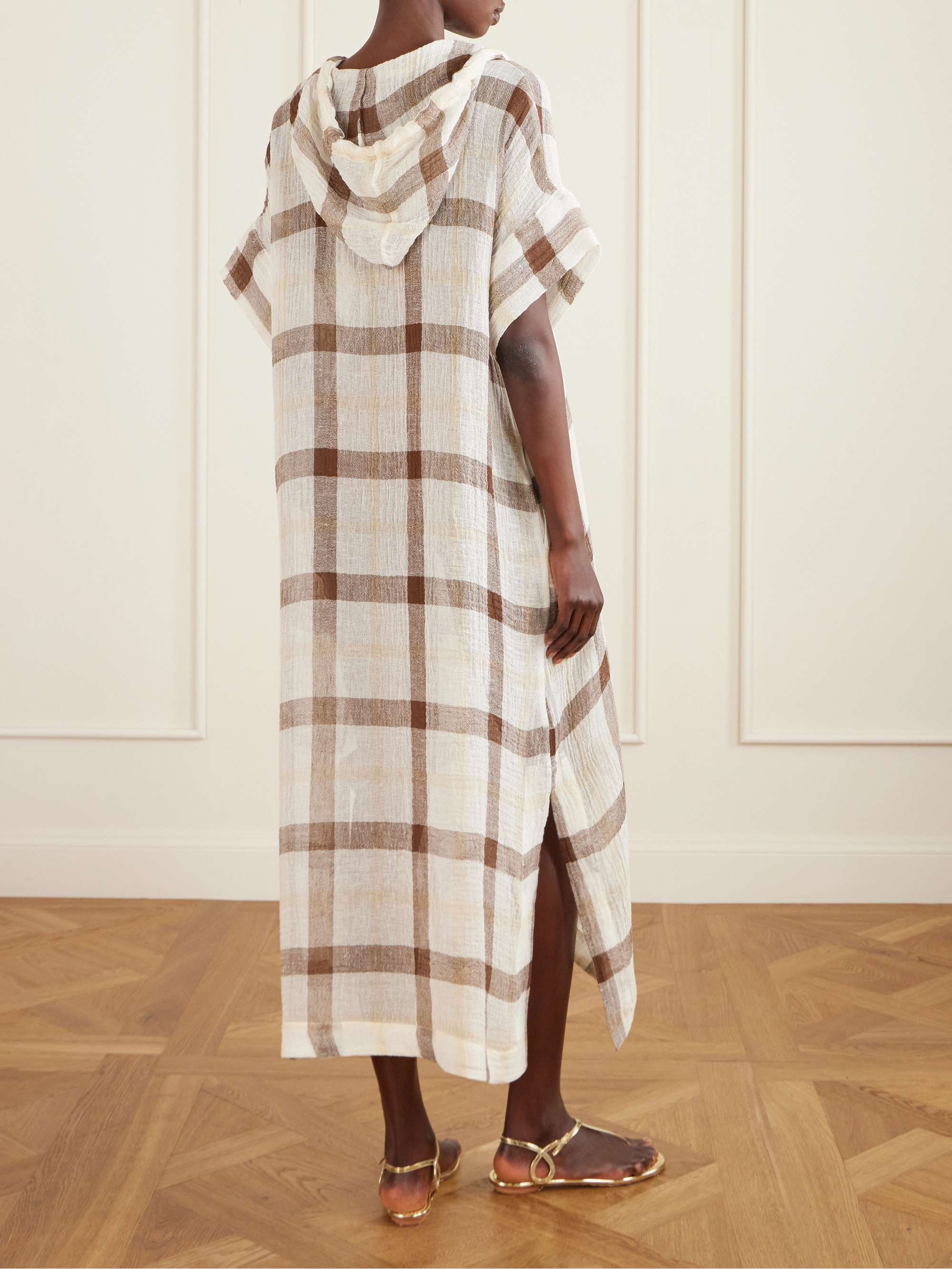 LISA MARIE FERNANDEZ 