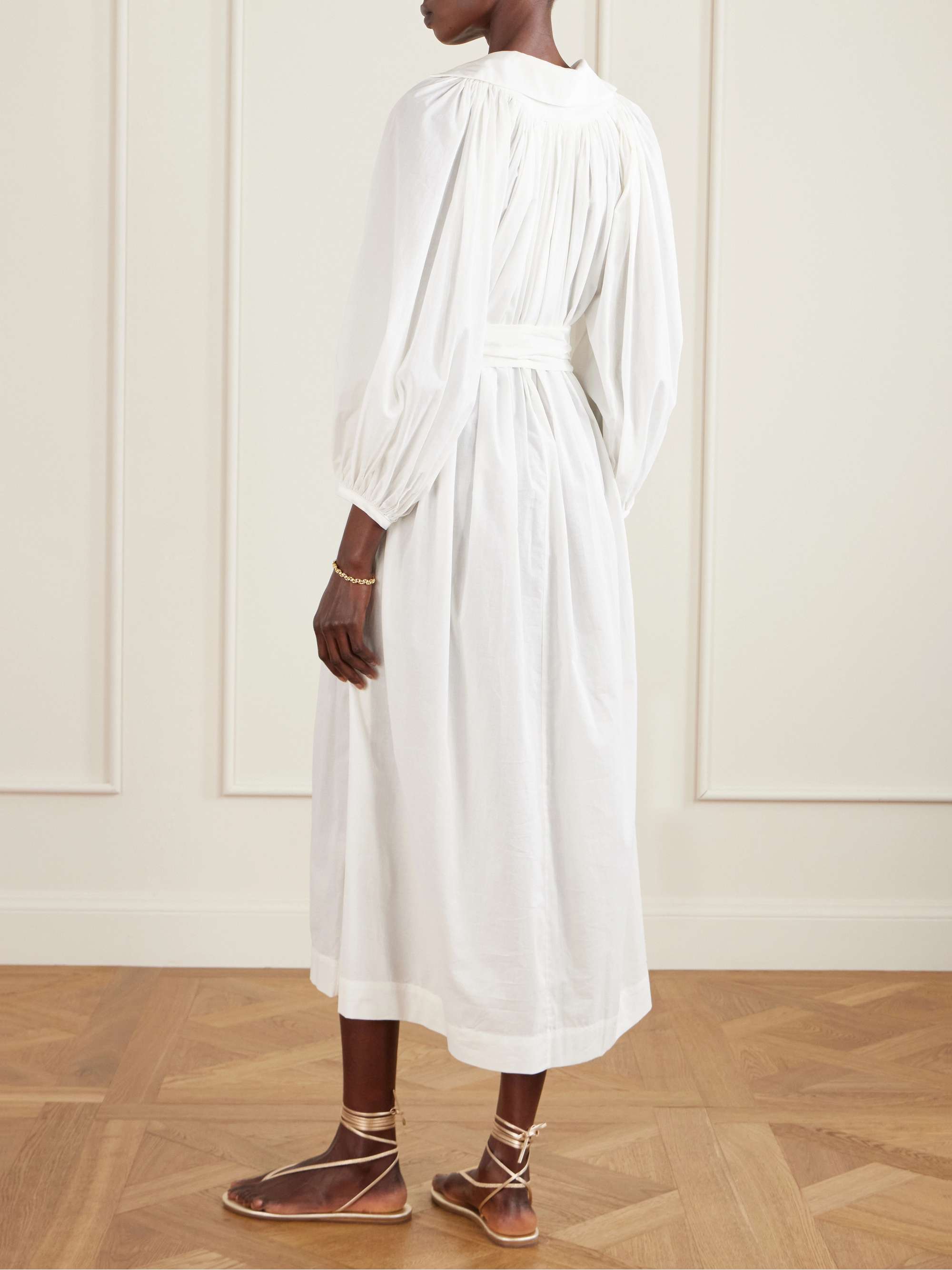 LISA MARIE FERNANDEZ 