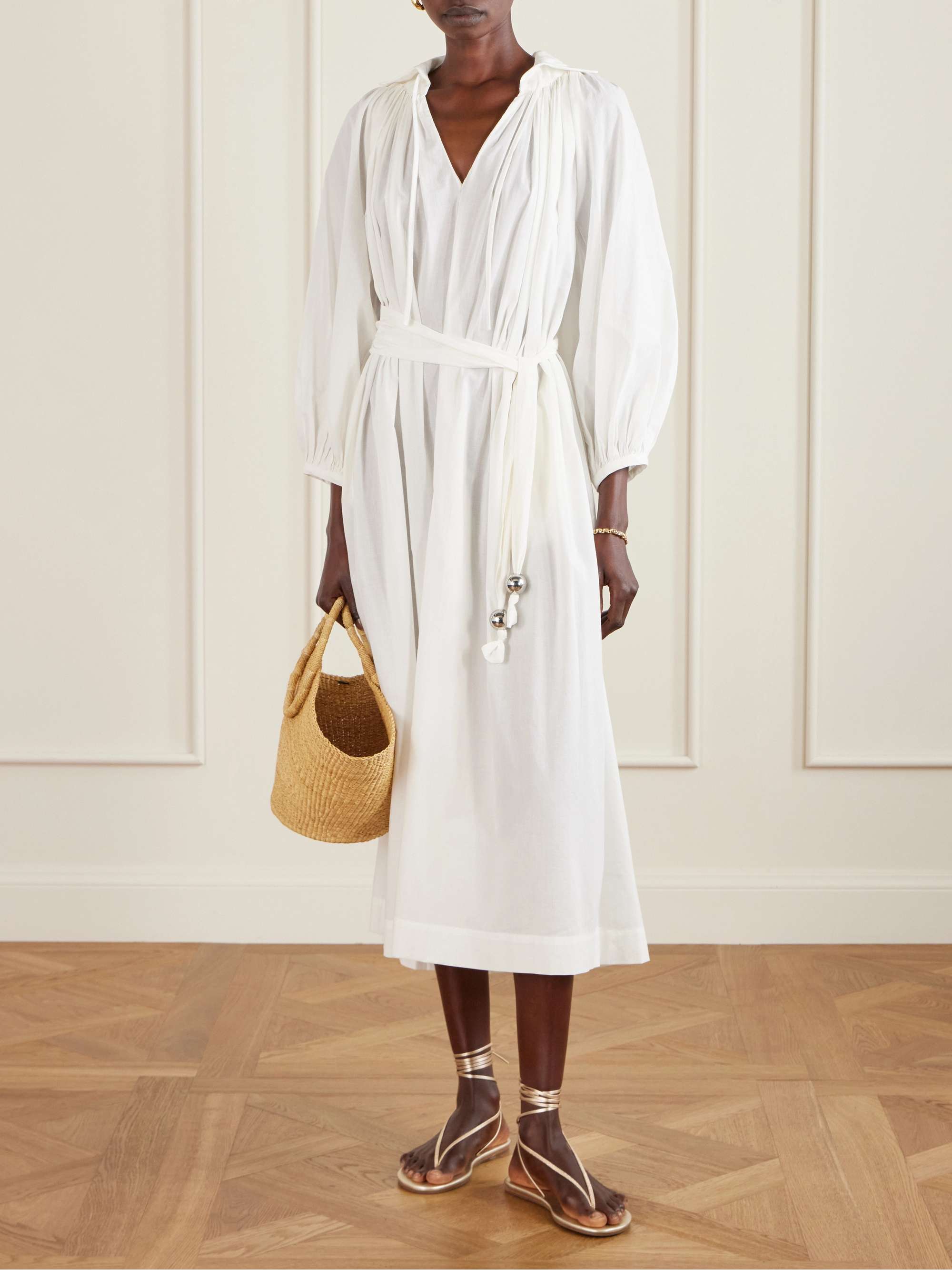 LISA MARIE FERNANDEZ 