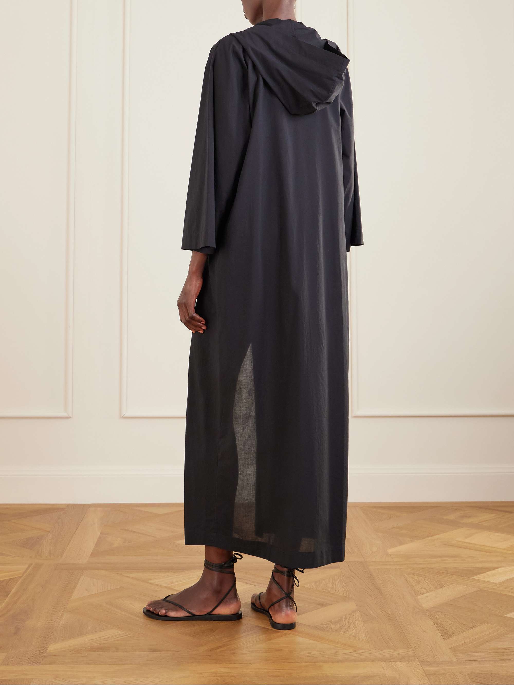 LISA MARIE FERNANDEZ 