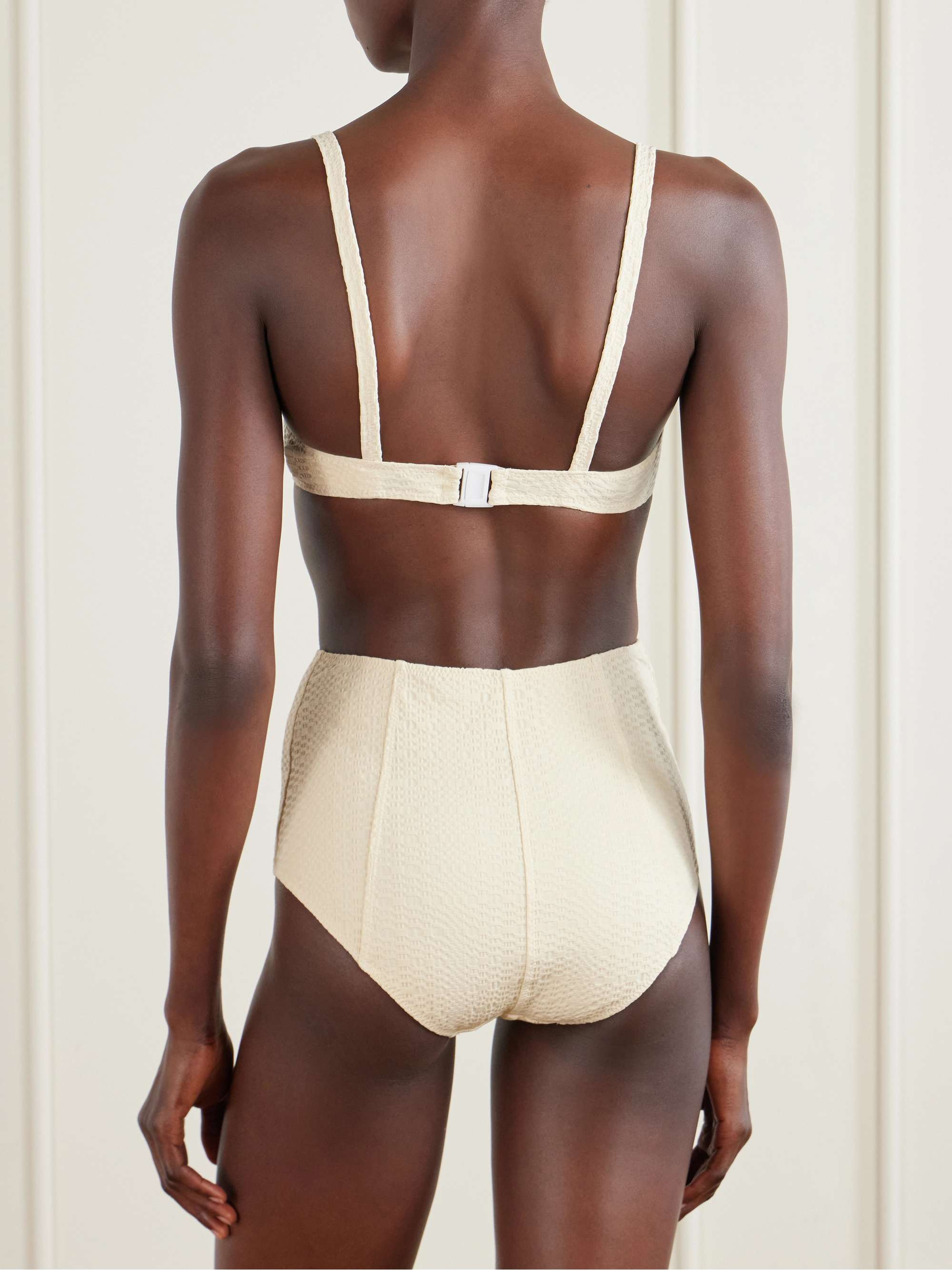 LISA MARIE FERNANDEZ 