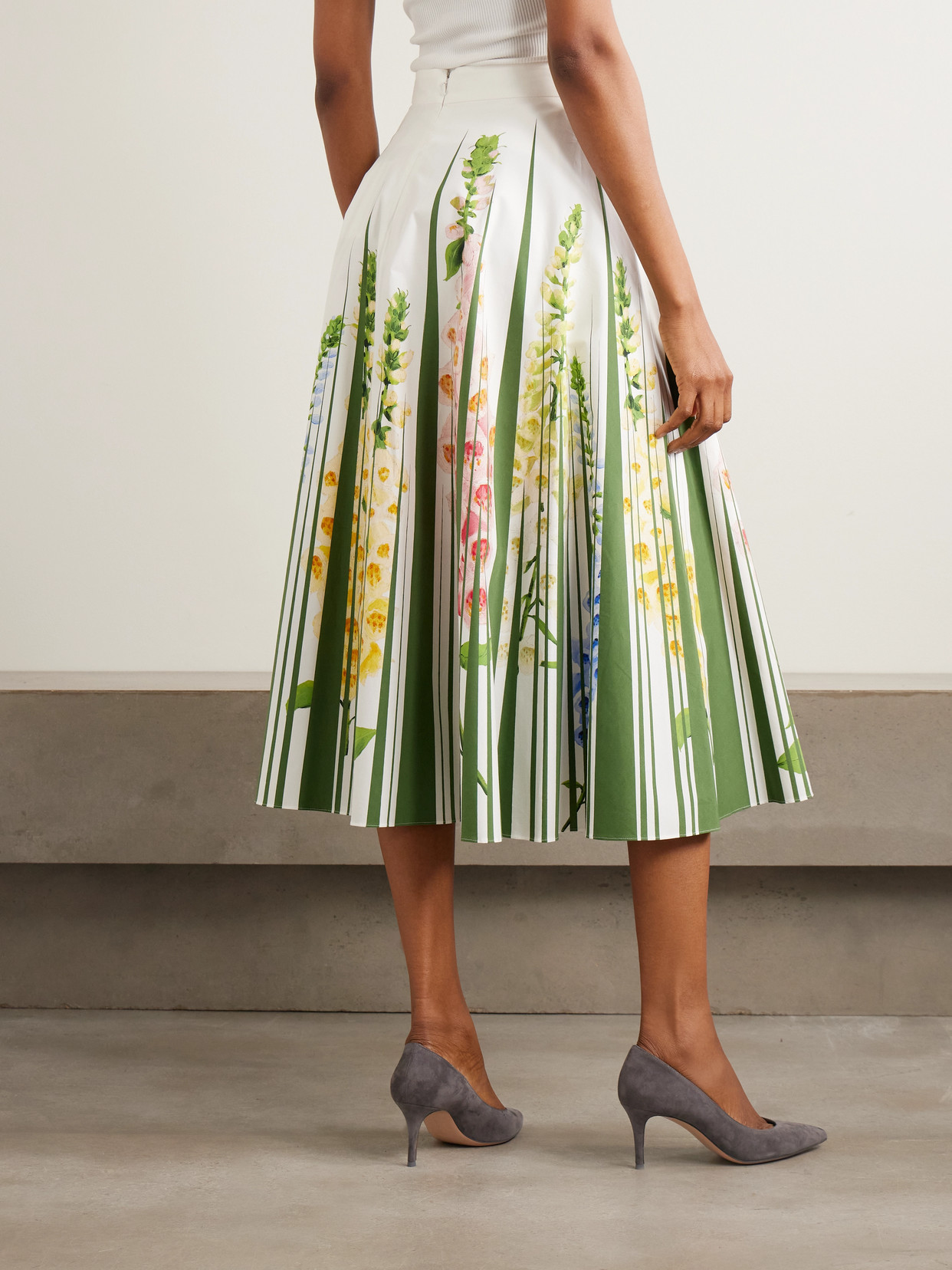 Oscar De La Renta Foxgloves Floral-print Cotton-blend Poplin Midi Skirt In Green