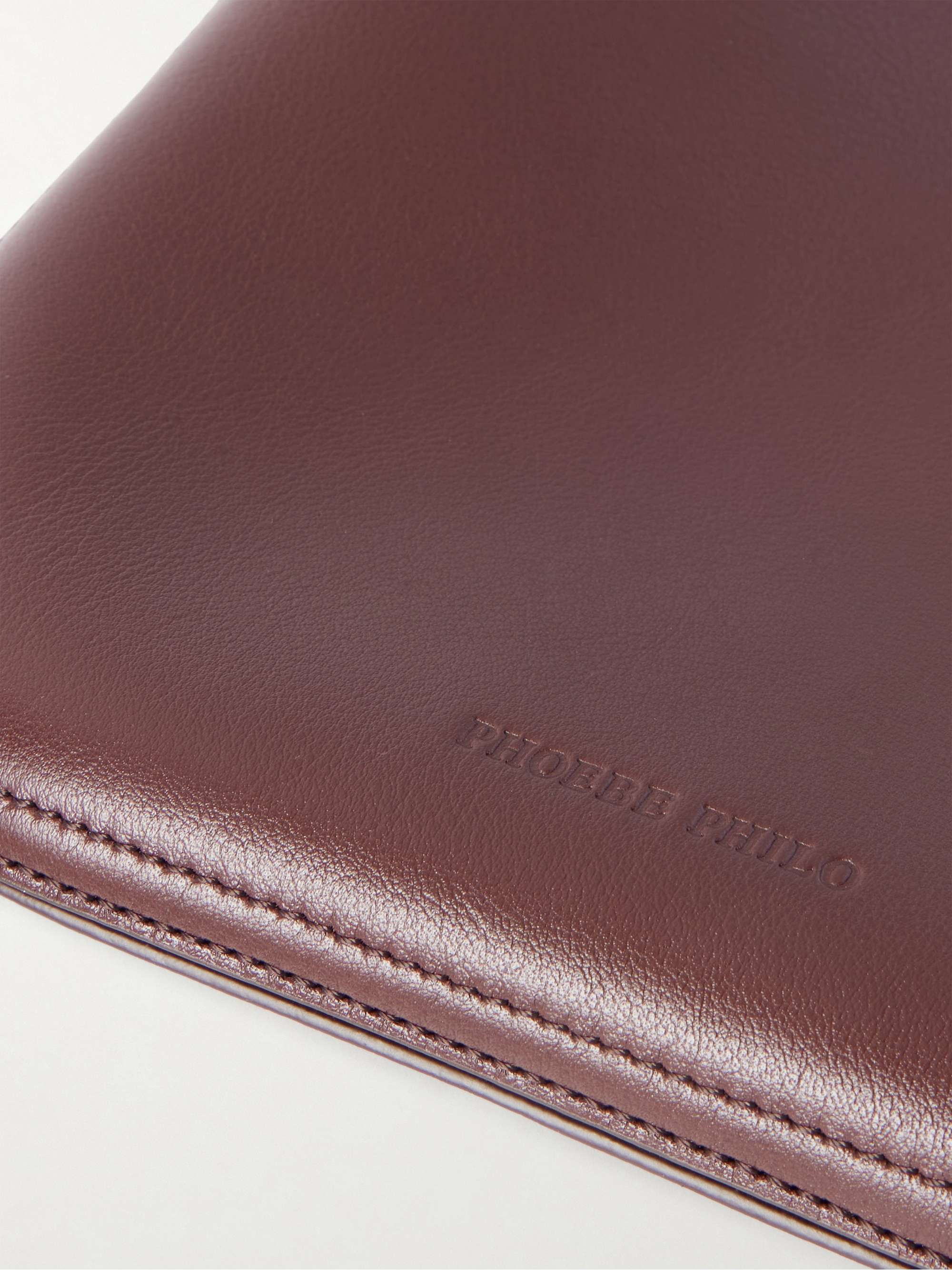 Phoebe Philo Gig leather pouch - detail view in Black