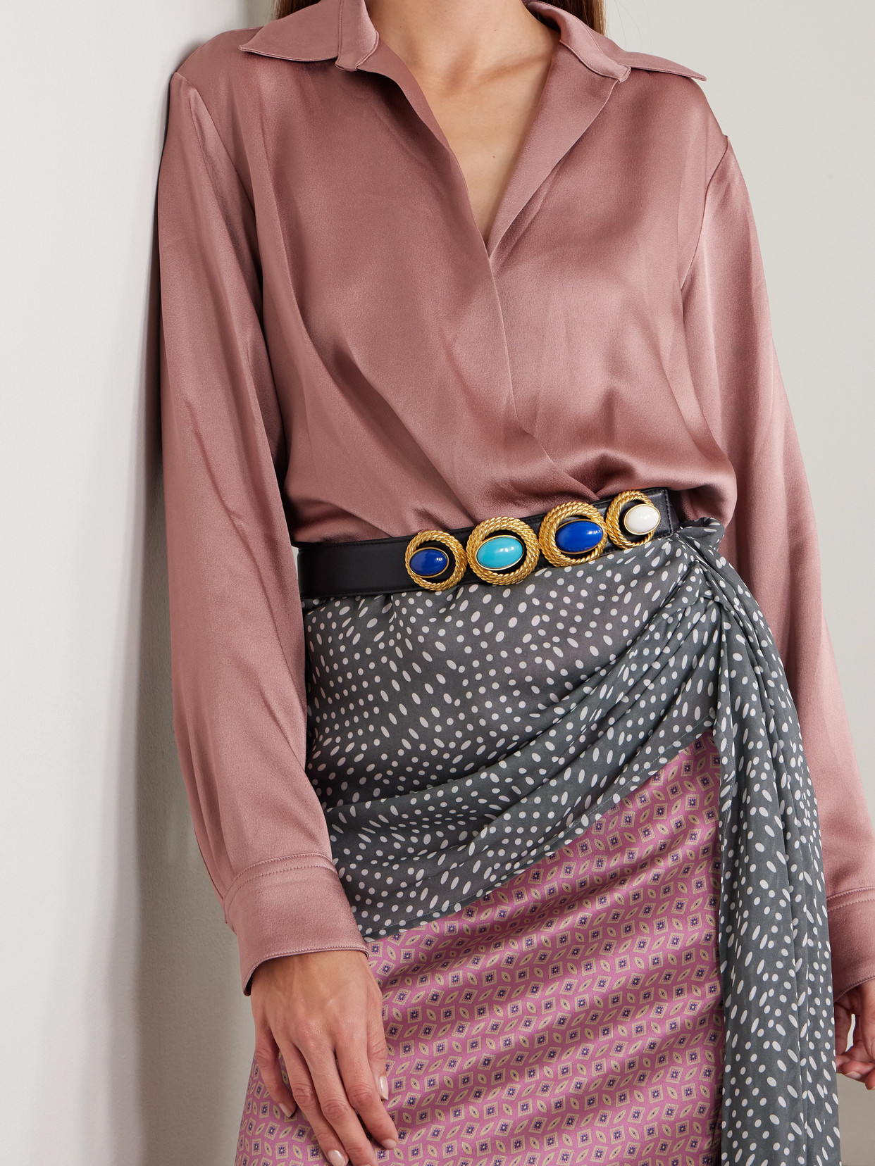 Sonia Petroff Nest Embellished Leather Belt In Black