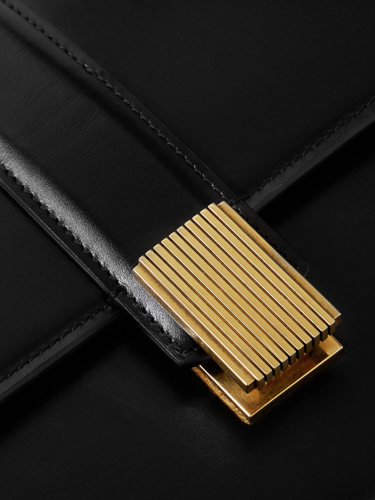 Khaite Blake Leather Shoulder Bag In Black