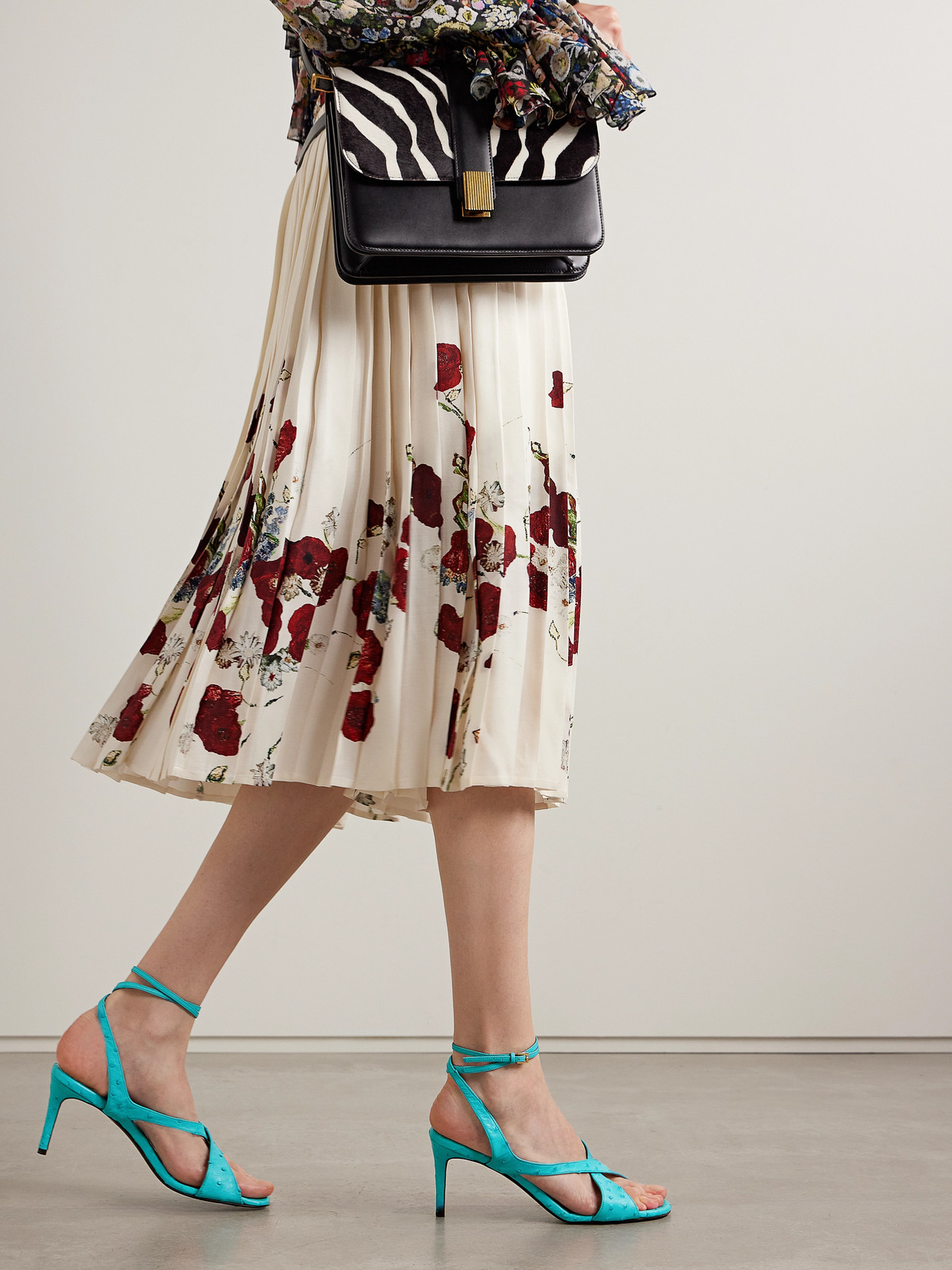 Liria Ostrich Sandals