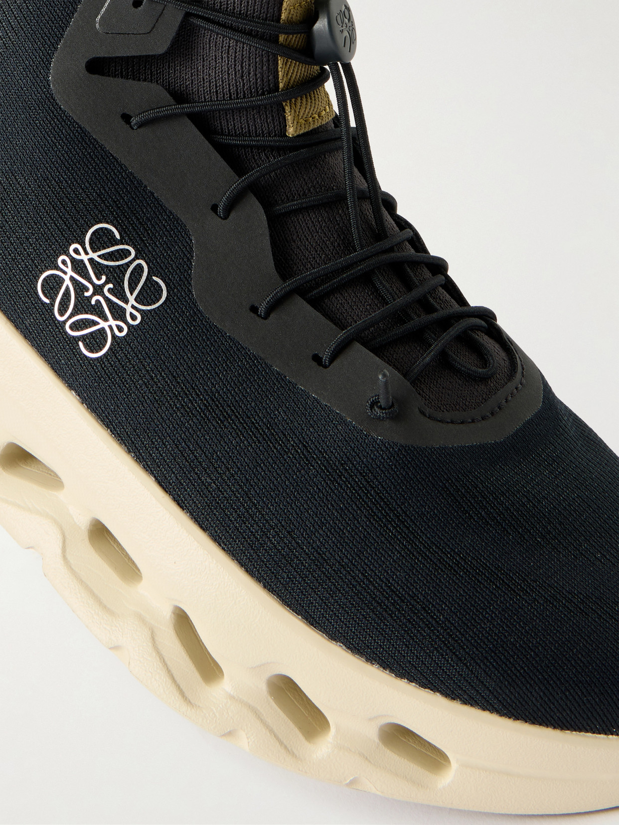 + On Cloudtilt Sneakers