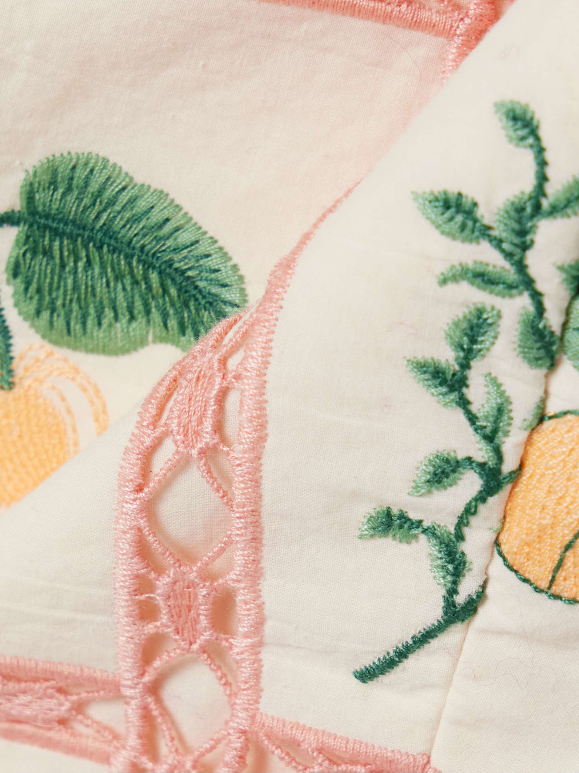 AGUA BY AGUA BENDITA 