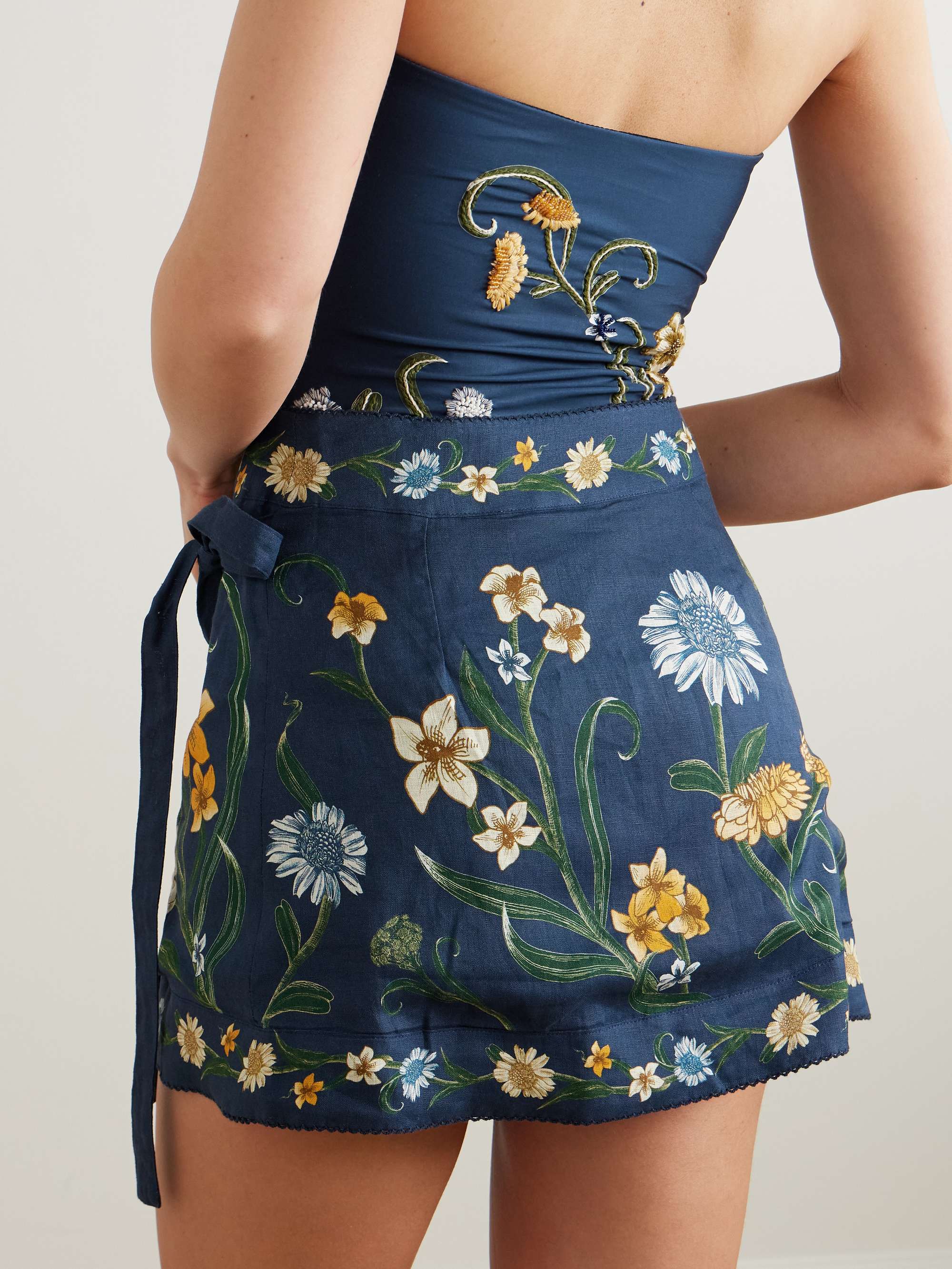 AGUA BY AGUA BENDITA 