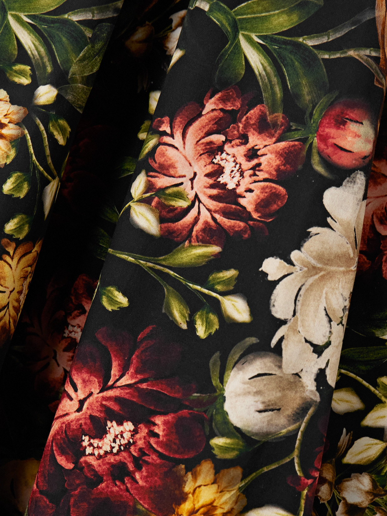 Agua By Agua Bendita Alcaparra Paramo Pleated Floral-print Cotton-poplin Midi Dress In Black