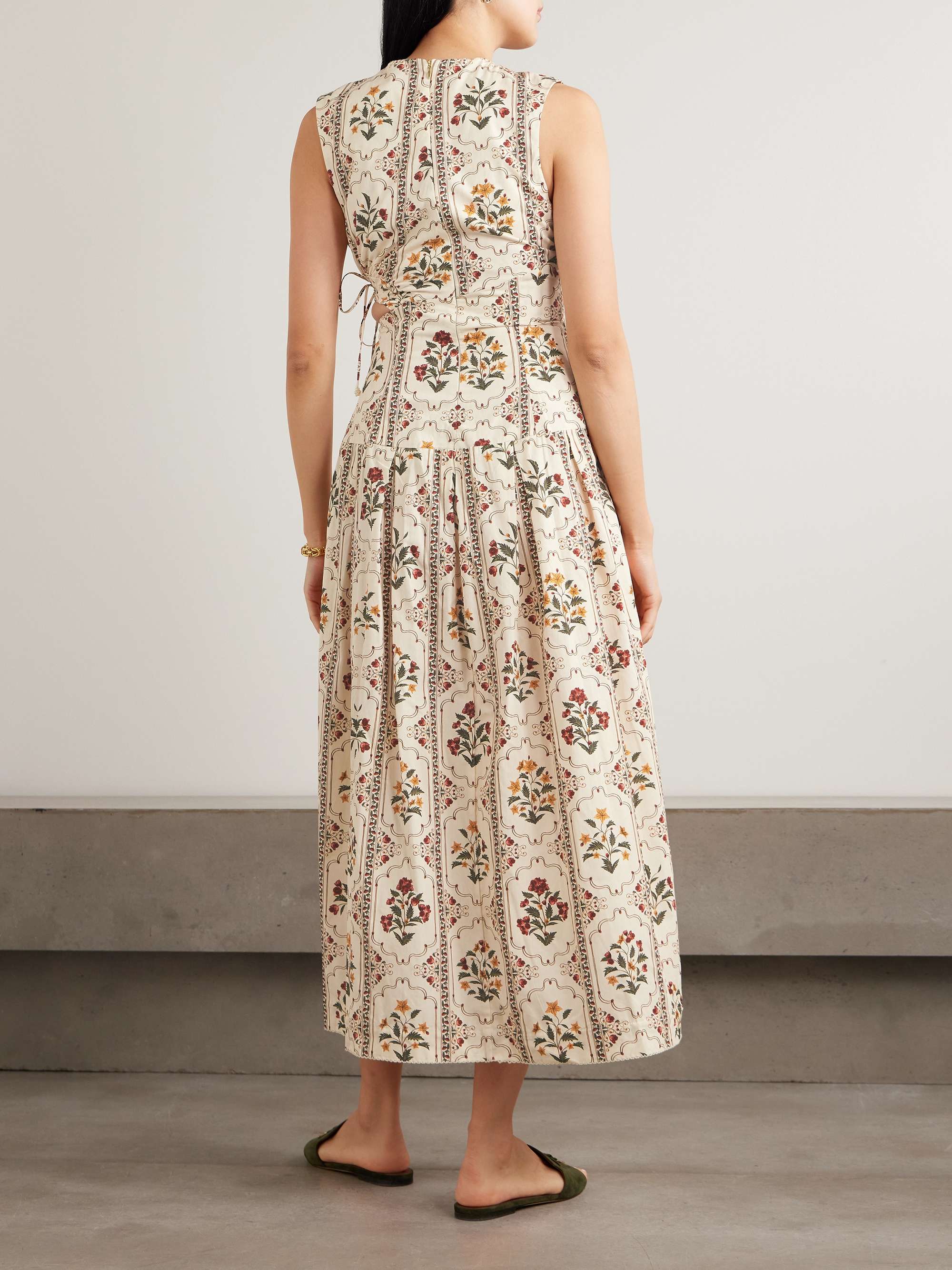 AGUA BY AGUA BENDITA 